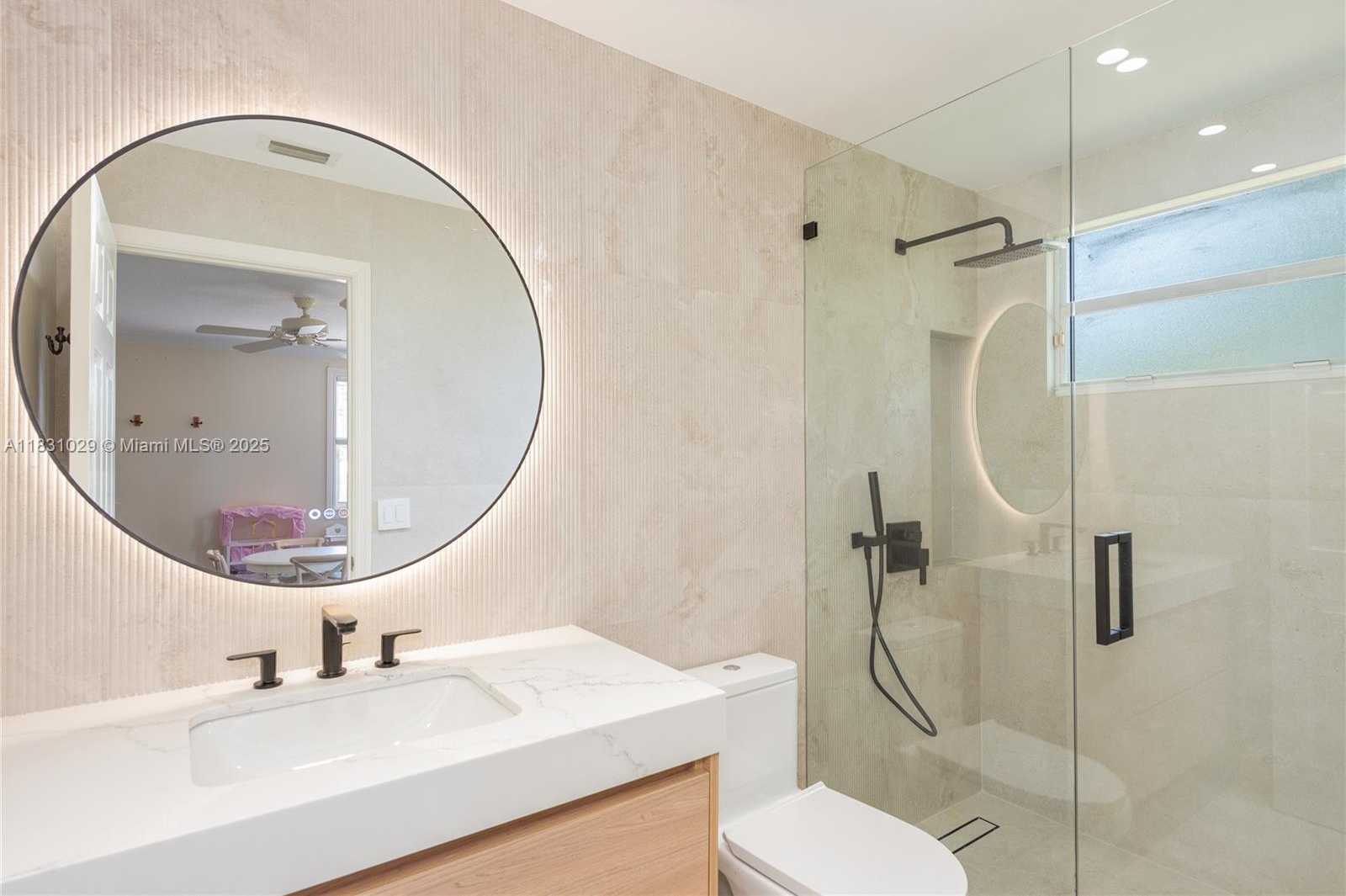 Small Image of 2534 MONTCLAIRE CT, Weston Number 34
