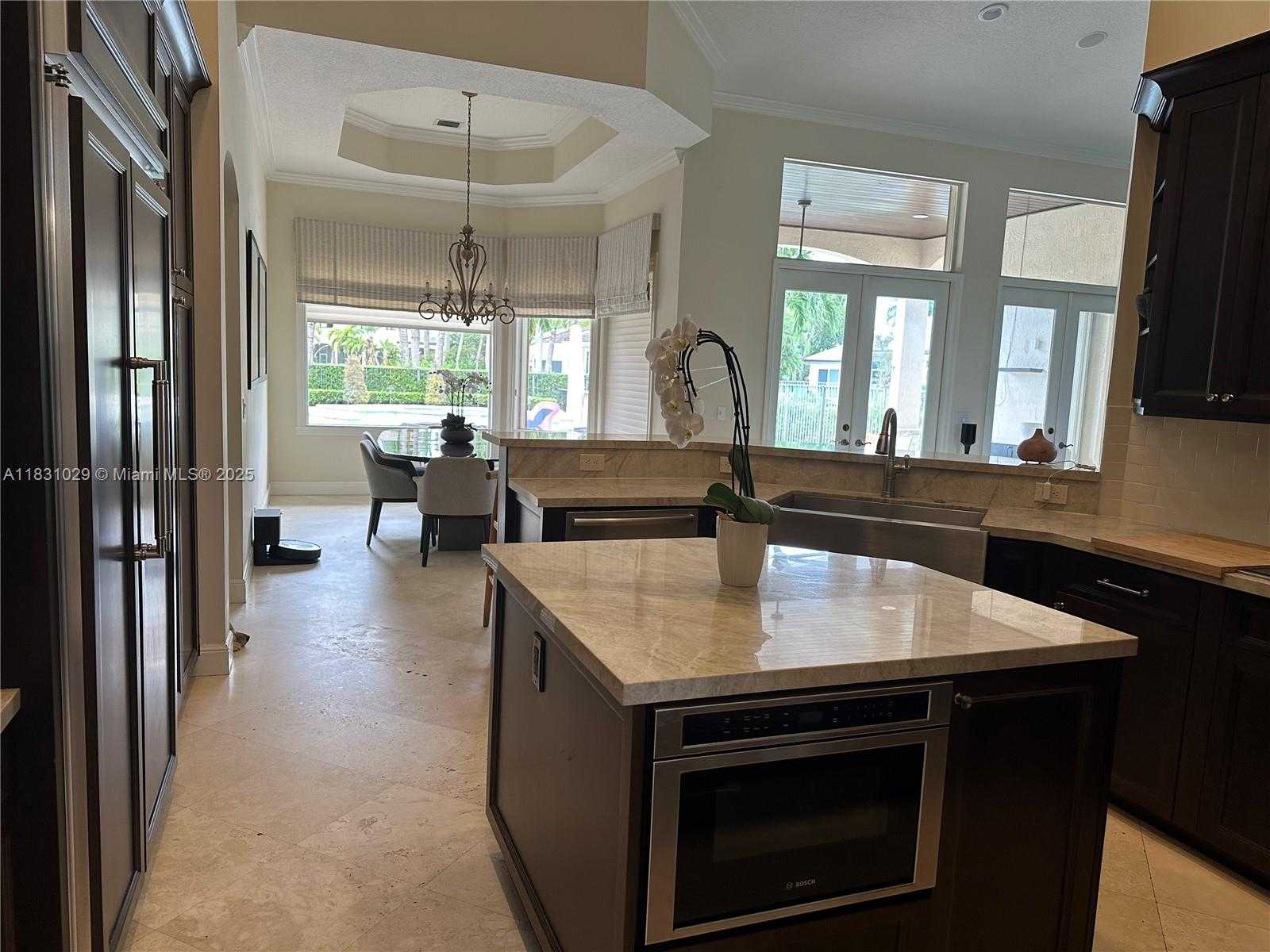 Small Image of 2534 MONTCLAIRE CT, Weston Number 4