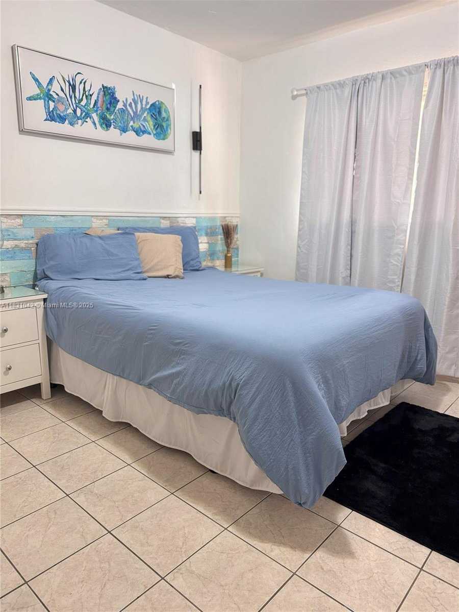 Small Image of 1630 NORTH EAST 157TH, North Miami Beach Number 4