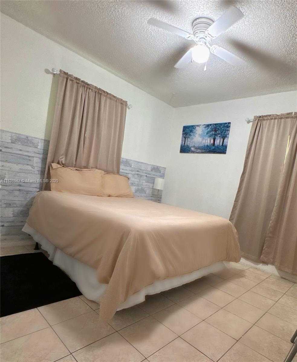 Small Image of 1630 NORTH EAST 157TH, North Miami Beach Number 6