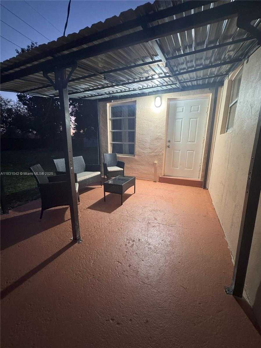 Small Image of 1630 NORTH EAST 157TH, North Miami Beach Number 9