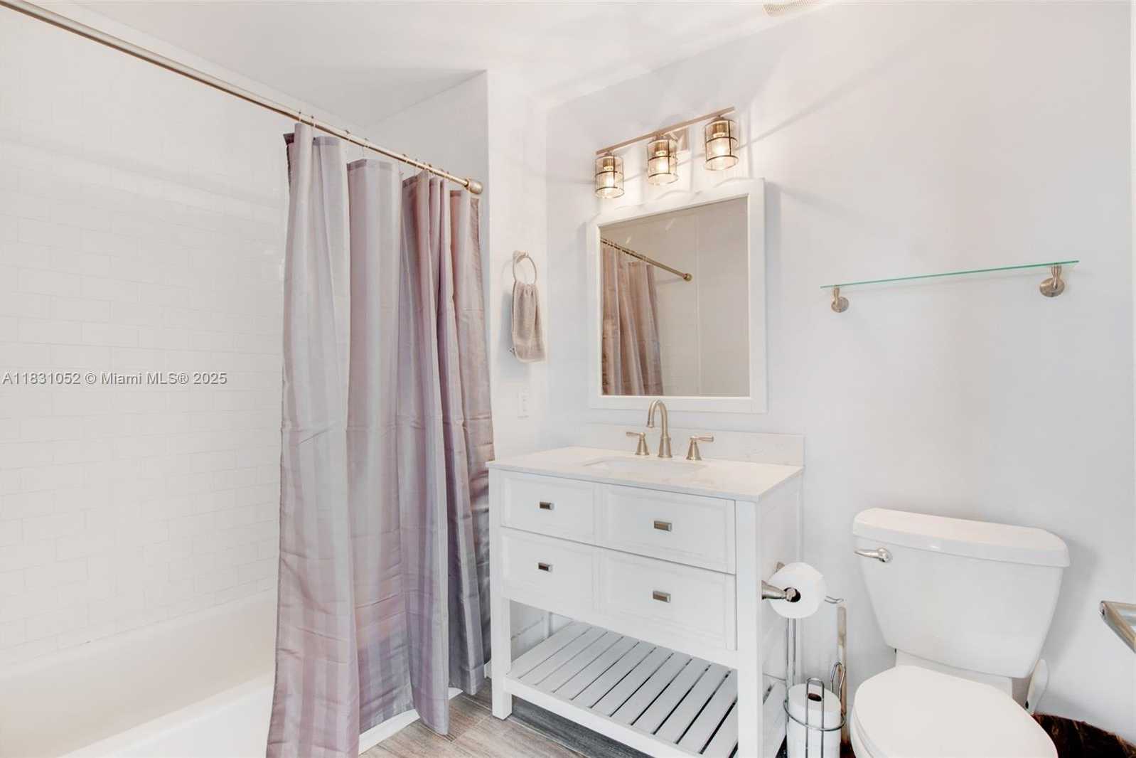 Small Image of 275 NORTH EAST 18TH ST #405, Miami Number 8