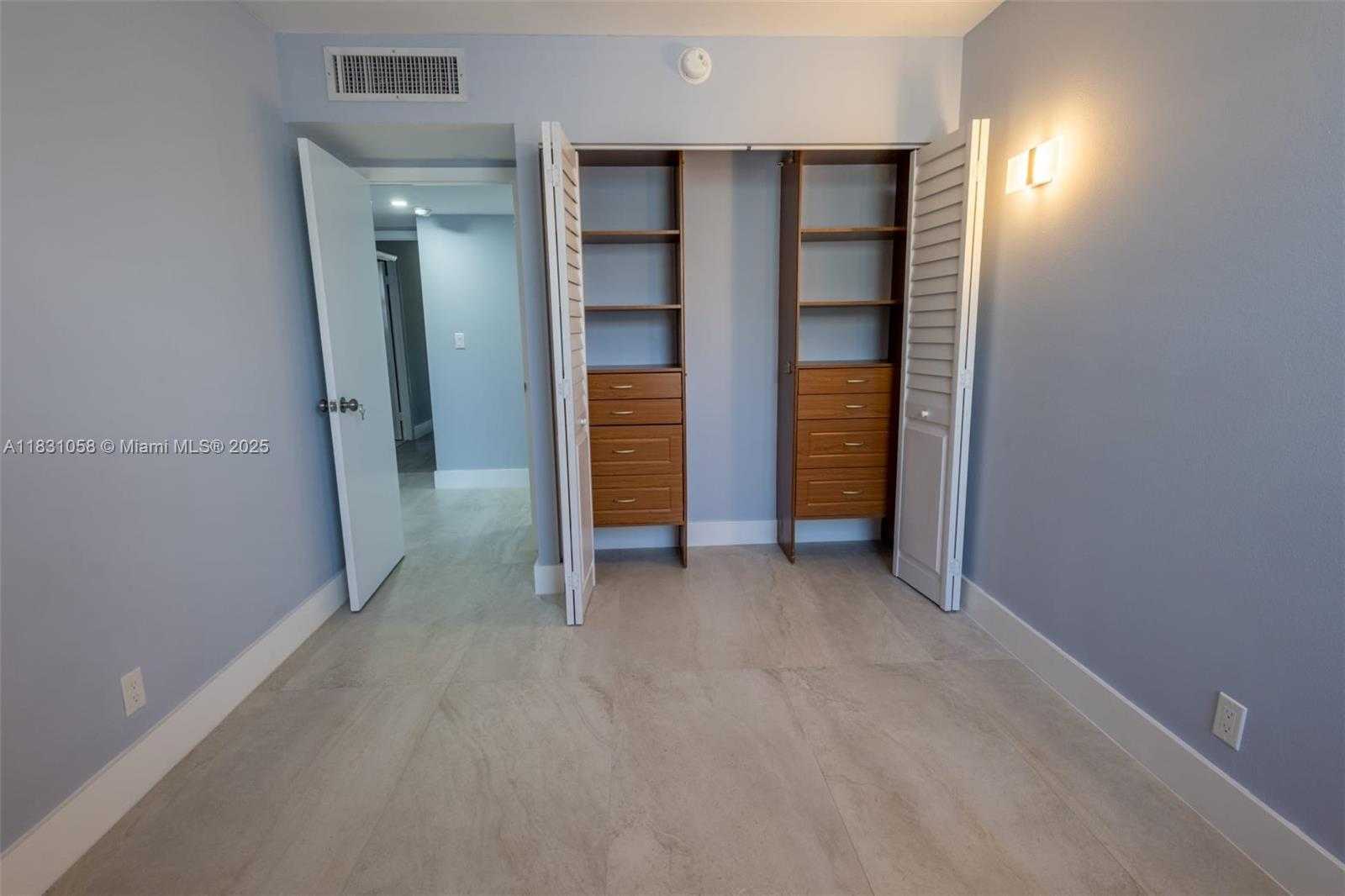 Small Image of 20350 WEST COUNTRY CLUB DR #PH24-4, Aventura Number 18