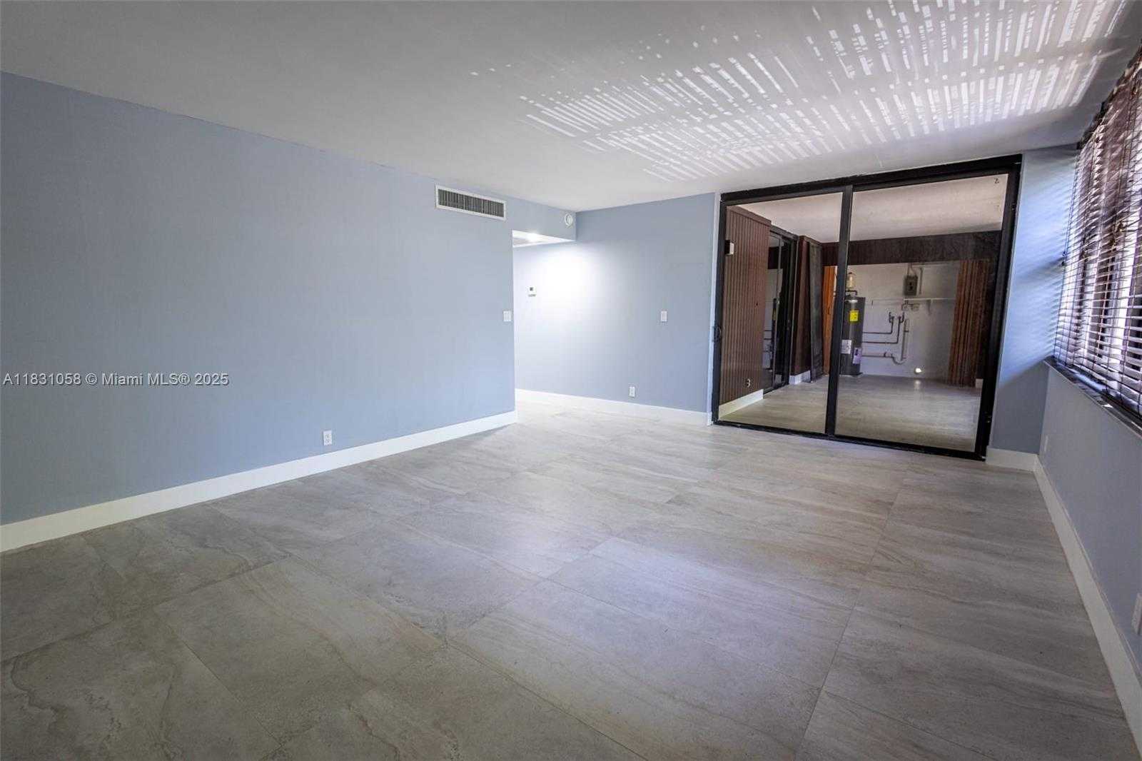Small Image of 20350 WEST COUNTRY CLUB DR #PH24-4, Aventura Number 30
