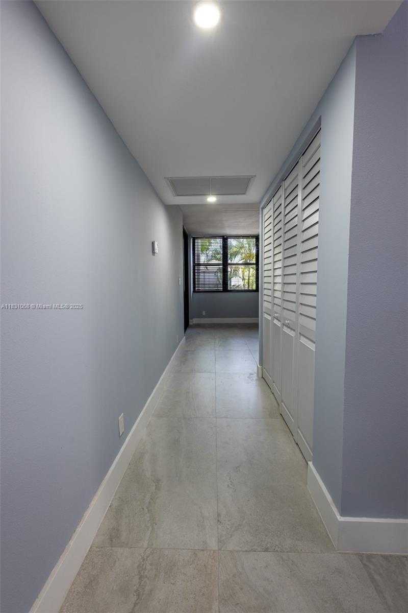 Small Image of 20350 WEST COUNTRY CLUB DR #PH24-4, Aventura Number 31