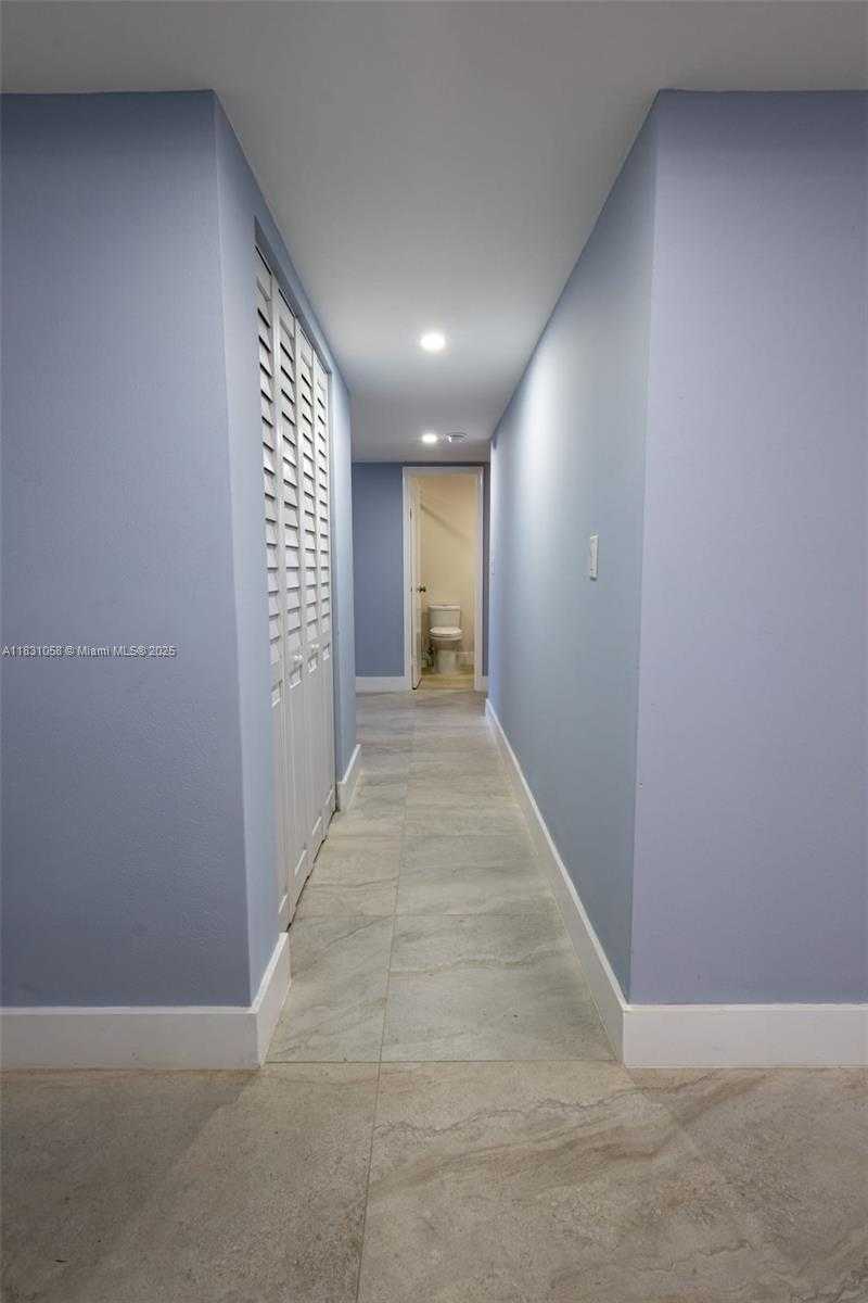 Small Image of 20350 WEST COUNTRY CLUB DR #PH24-4, Aventura Number 32