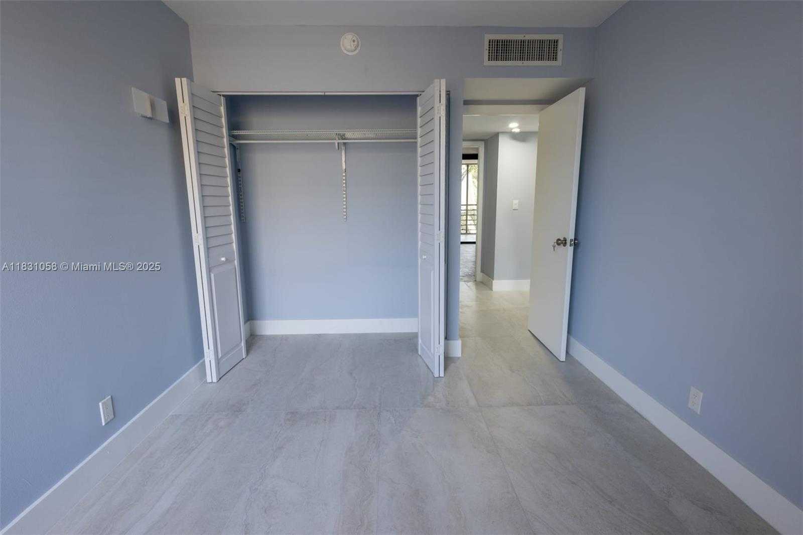 Small Image of 20350 WEST COUNTRY CLUB DR #PH24-4, Aventura Number 6