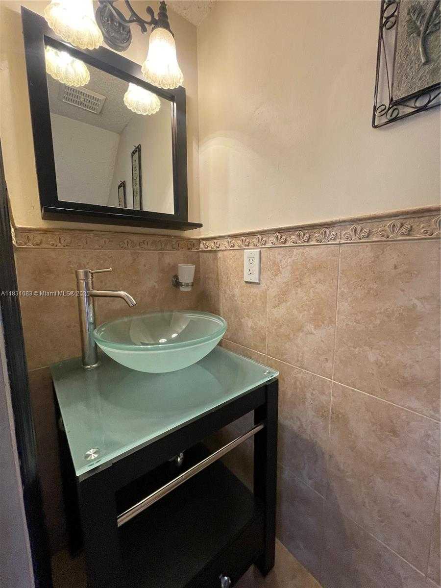 Small Image of 5470 WEST 26TH CT #301, Hialeah Number 13