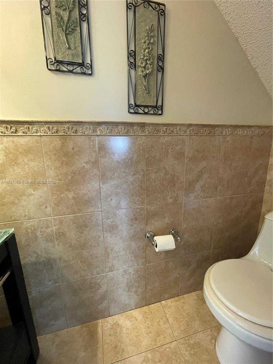Small Image of 5470 WEST 26TH CT #301, Hialeah Number 14