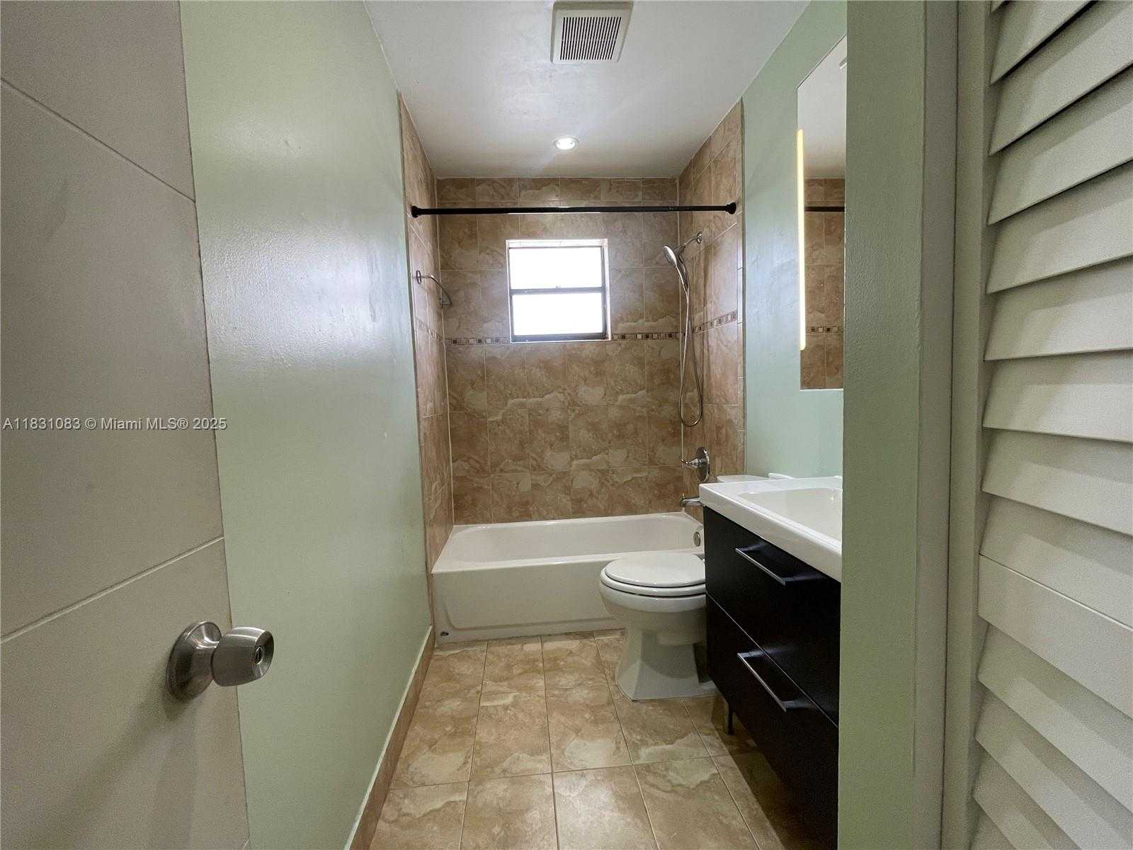 Small Image of 5470 WEST 26TH CT #301, Hialeah Number 23