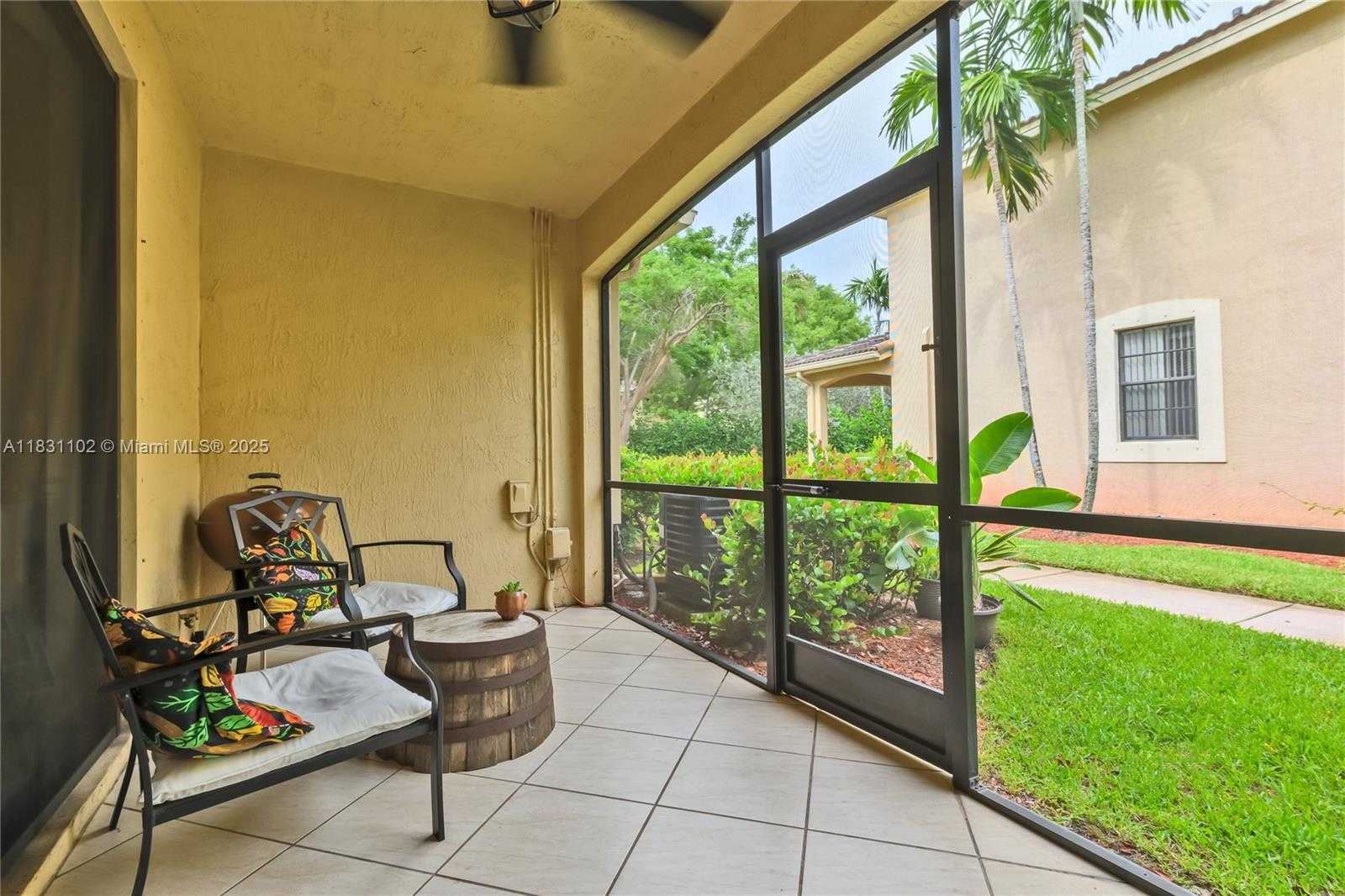 Small Image of 4137 BRIAR LN #4137, Weston Number 25
