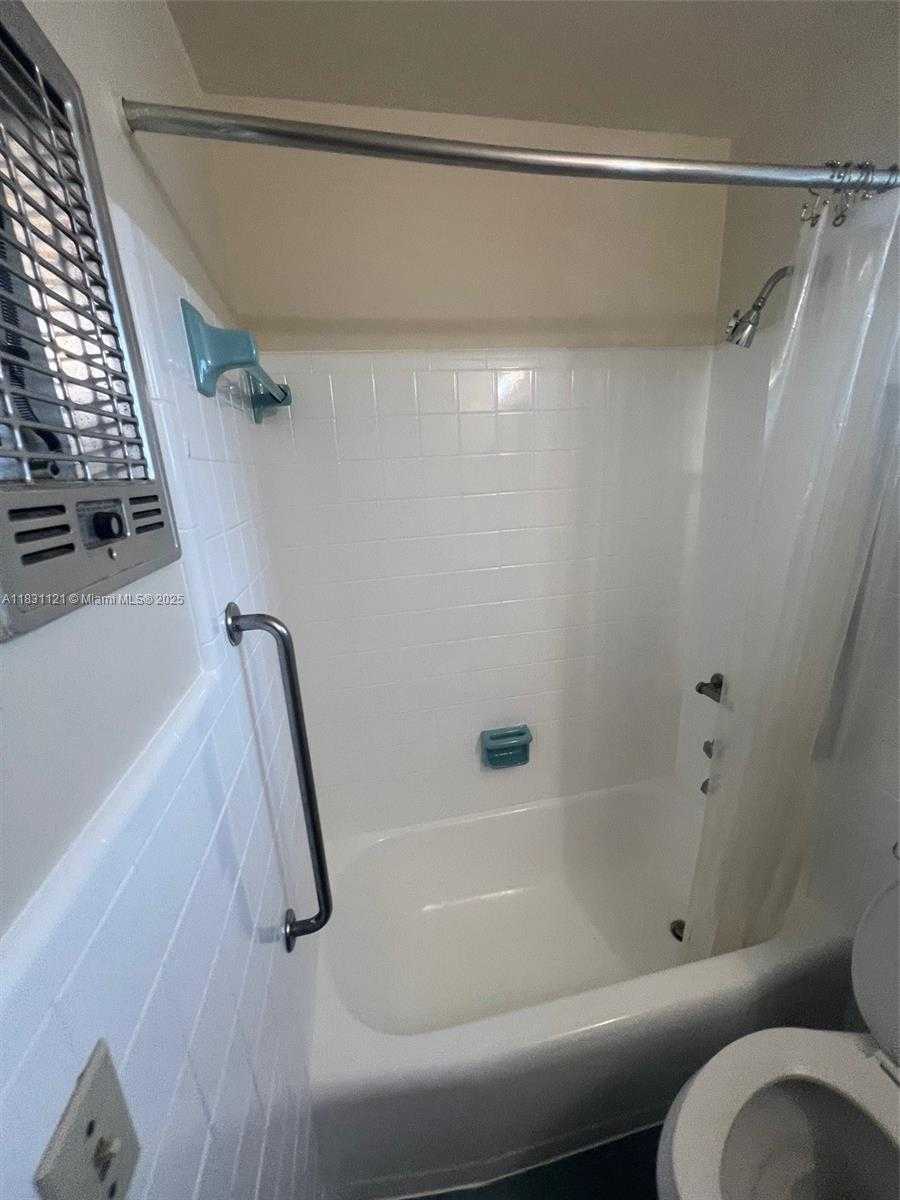 Small Image of 6580 SANTONA ST #A10, Coral Gables Number 10
