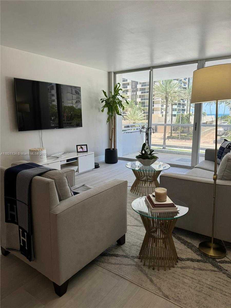 Small Image of 5700 COLLINS AVE #3C, Miami Beach Number 3