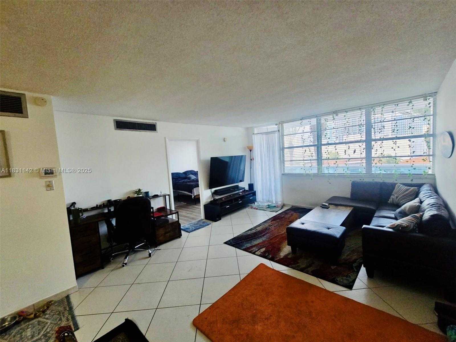 Small Image of 6770 INDIAN CREEK DR #4T, Miami Beach Number 17