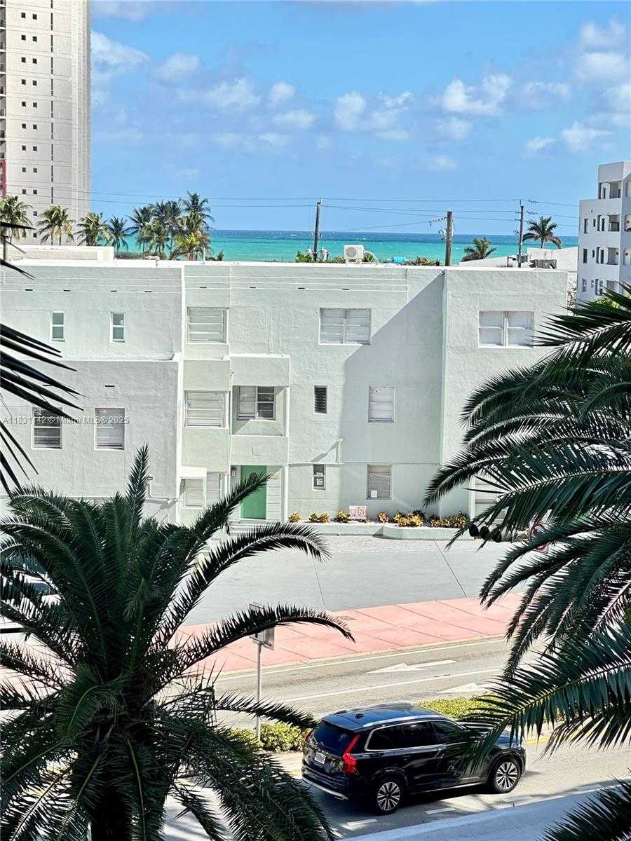 Small Image of 6770 INDIAN CREEK DR #4T, Miami Beach Number 2
