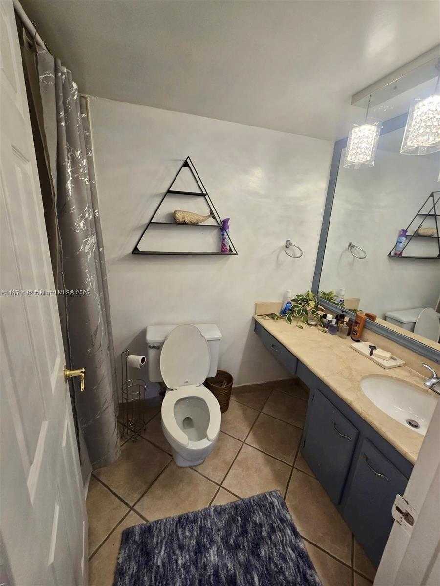 Small Image of 6770 INDIAN CREEK DR #4T, Miami Beach Number 22