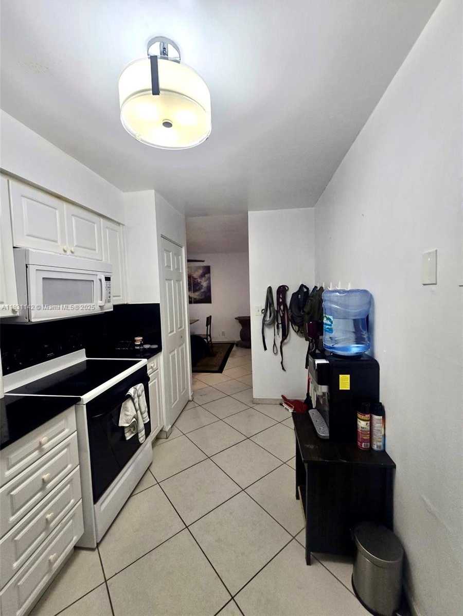Small Image of 6770 INDIAN CREEK DR #4T, Miami Beach Number 27