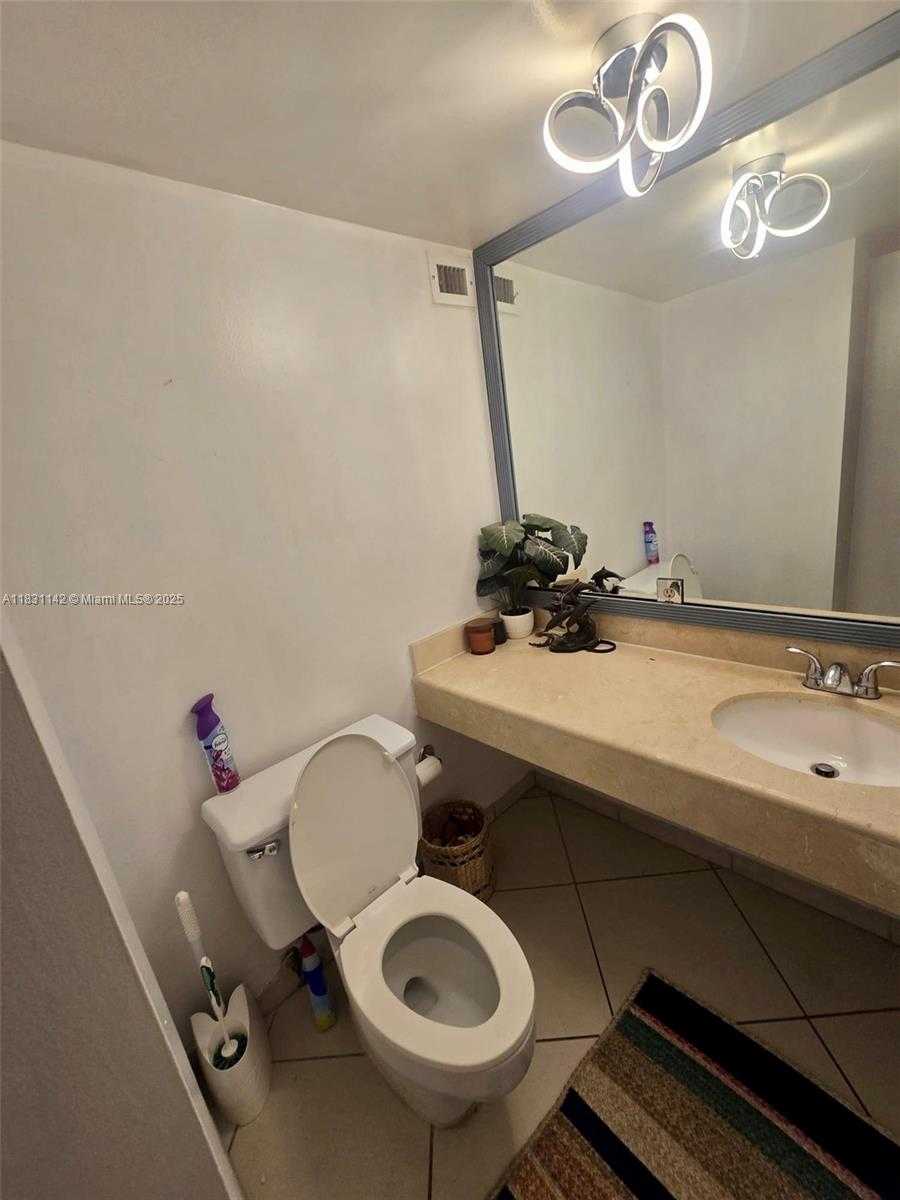 Small Image of 6770 INDIAN CREEK DR #4T, Miami Beach Number 30