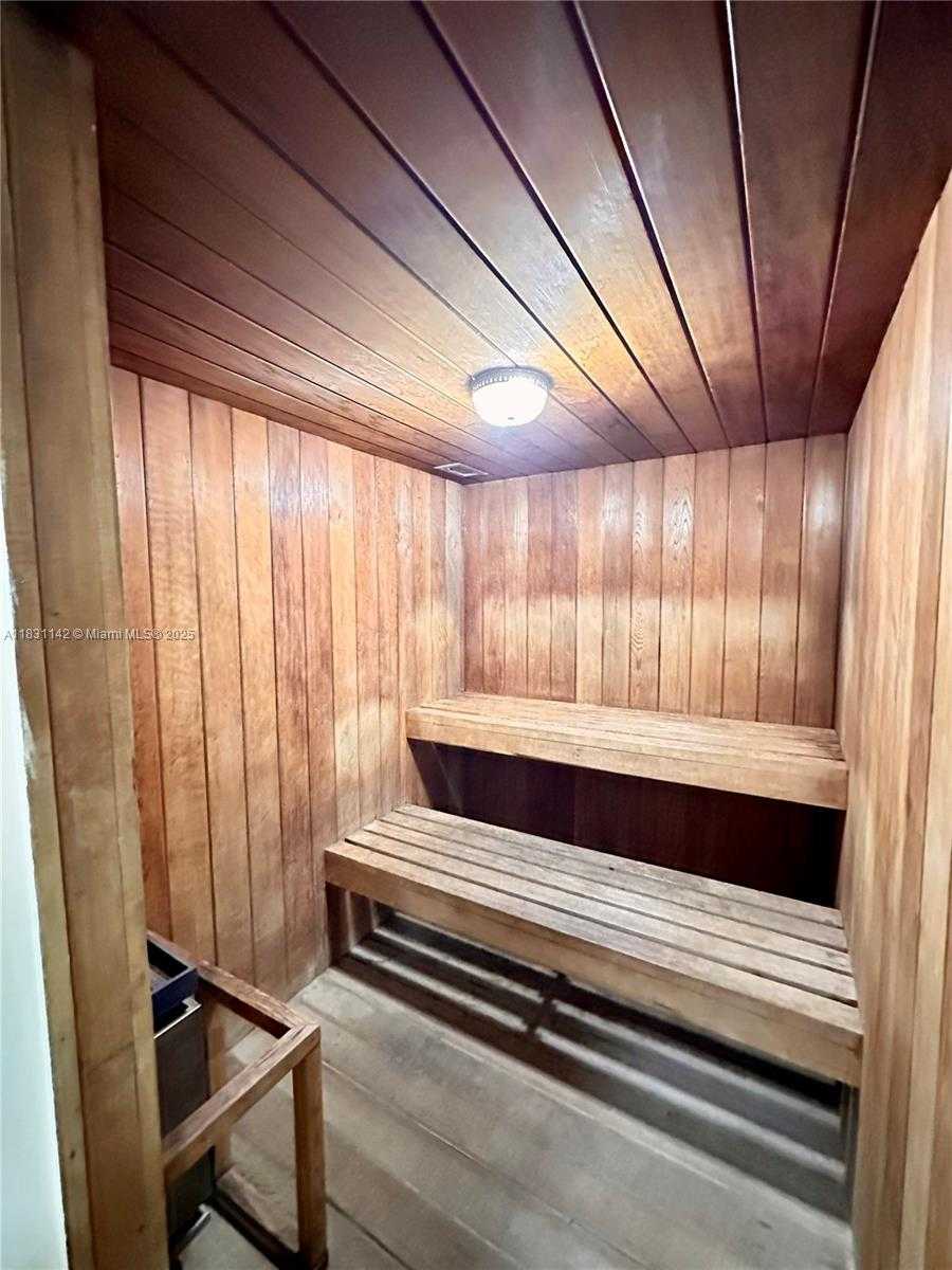 Small Image of 6770 INDIAN CREEK DR #4T, Miami Beach Number 53