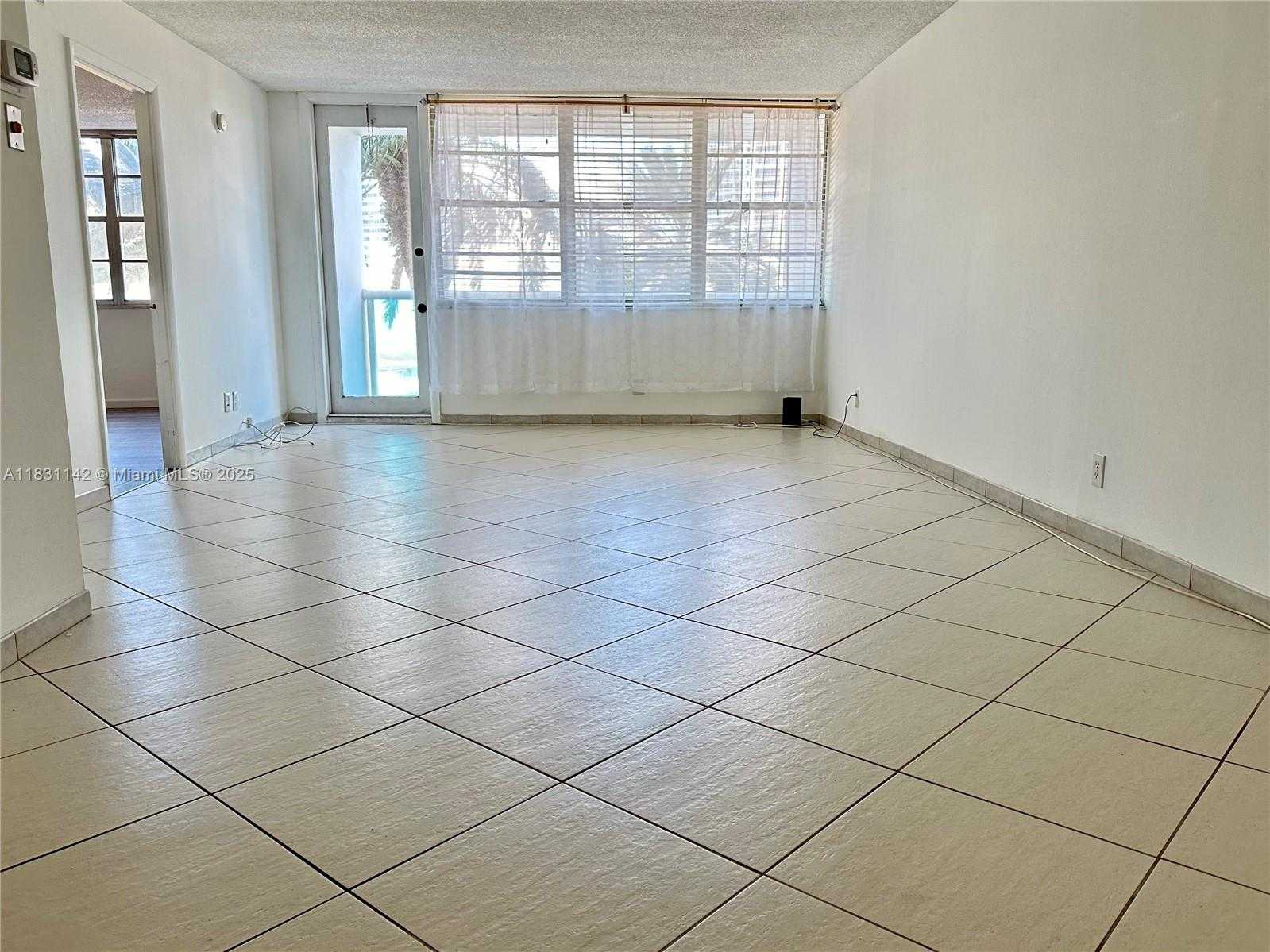 Small Image of 6770 INDIAN CREEK DR #4T, Miami Beach Number 8