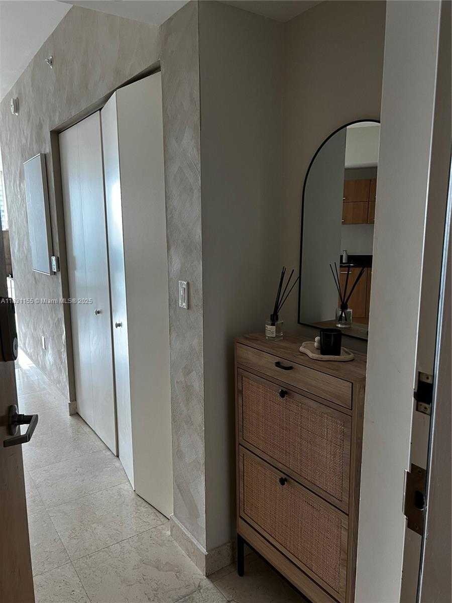 Small Image of 350 SOUTH MIAMI AVE #3302, Miami Number 14