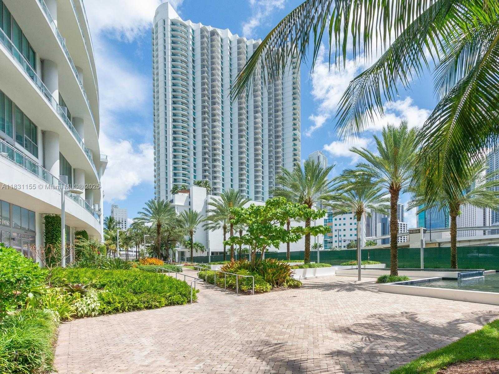 Small Image of 350 SOUTH MIAMI AVE #3302, Miami Number 3