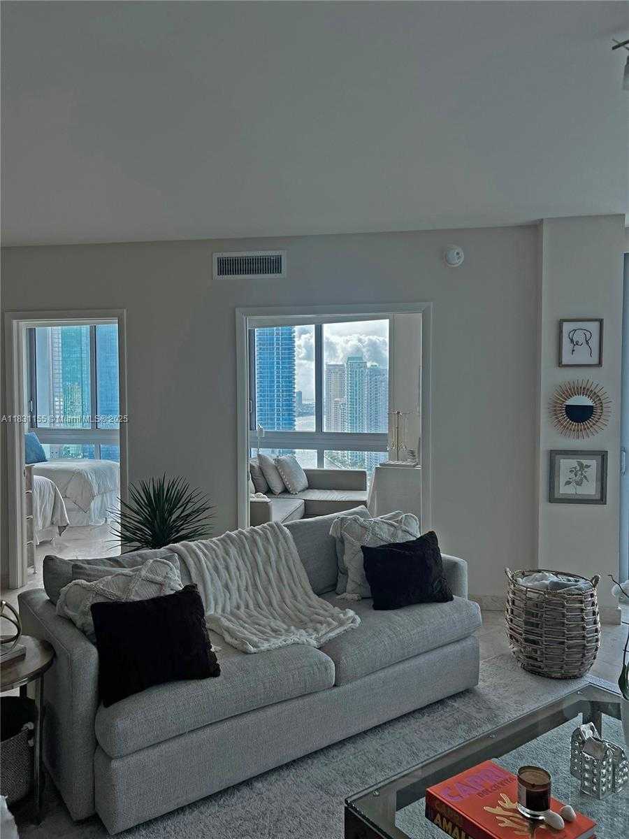 Small Image of 350 SOUTH MIAMI AVE #3302, Miami Number 30
