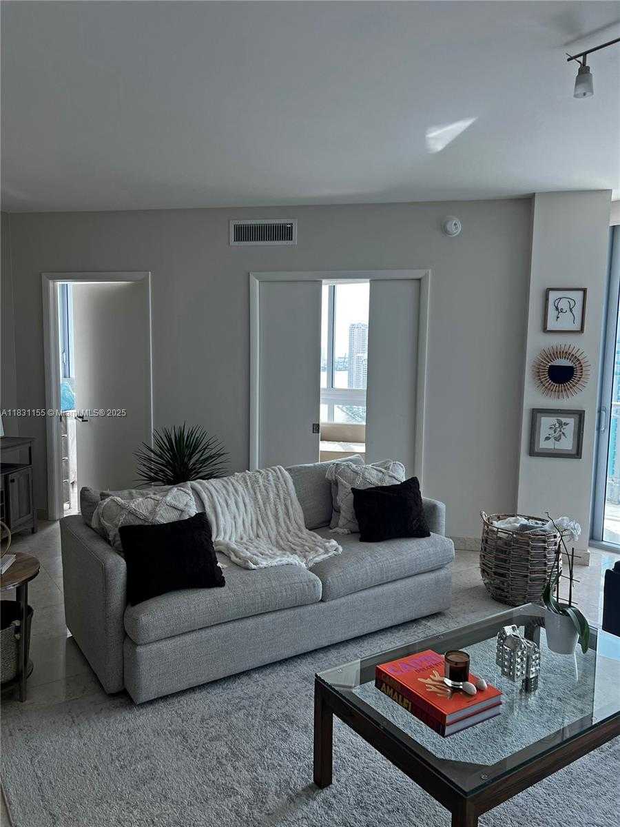 Small Image of 350 SOUTH MIAMI AVE #3302, Miami Number 37