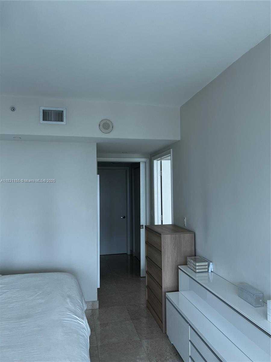 Small Image of 350 SOUTH MIAMI AVE #3302, Miami Number 49