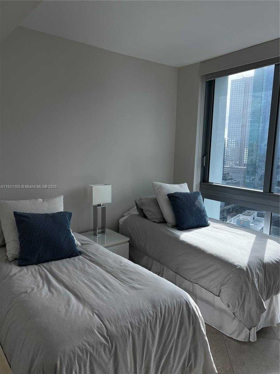 Small Image of 350 SOUTH MIAMI AVE #3302, Miami Number 61