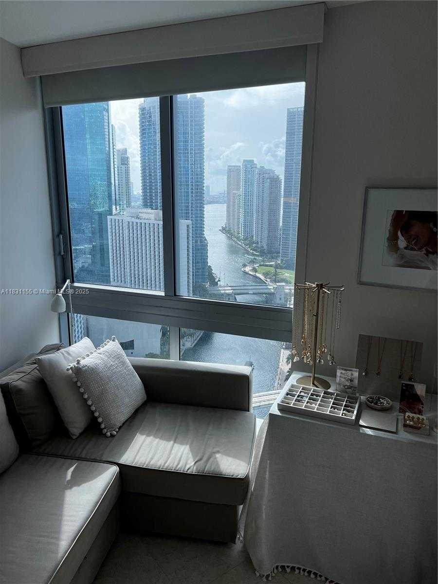 Small Image of 350 SOUTH MIAMI AVE #3302, Miami Number 69