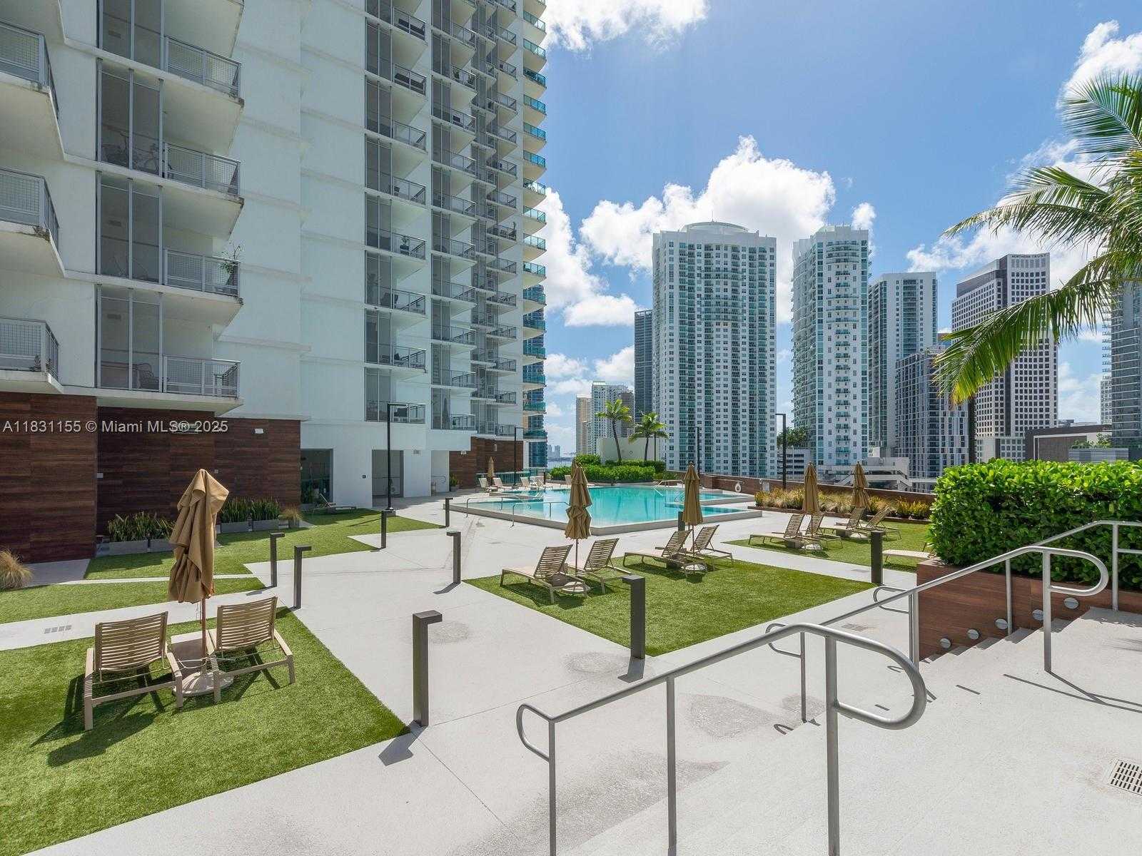 Small Image of 350 SOUTH MIAMI AVE #3302, Miami Number 79