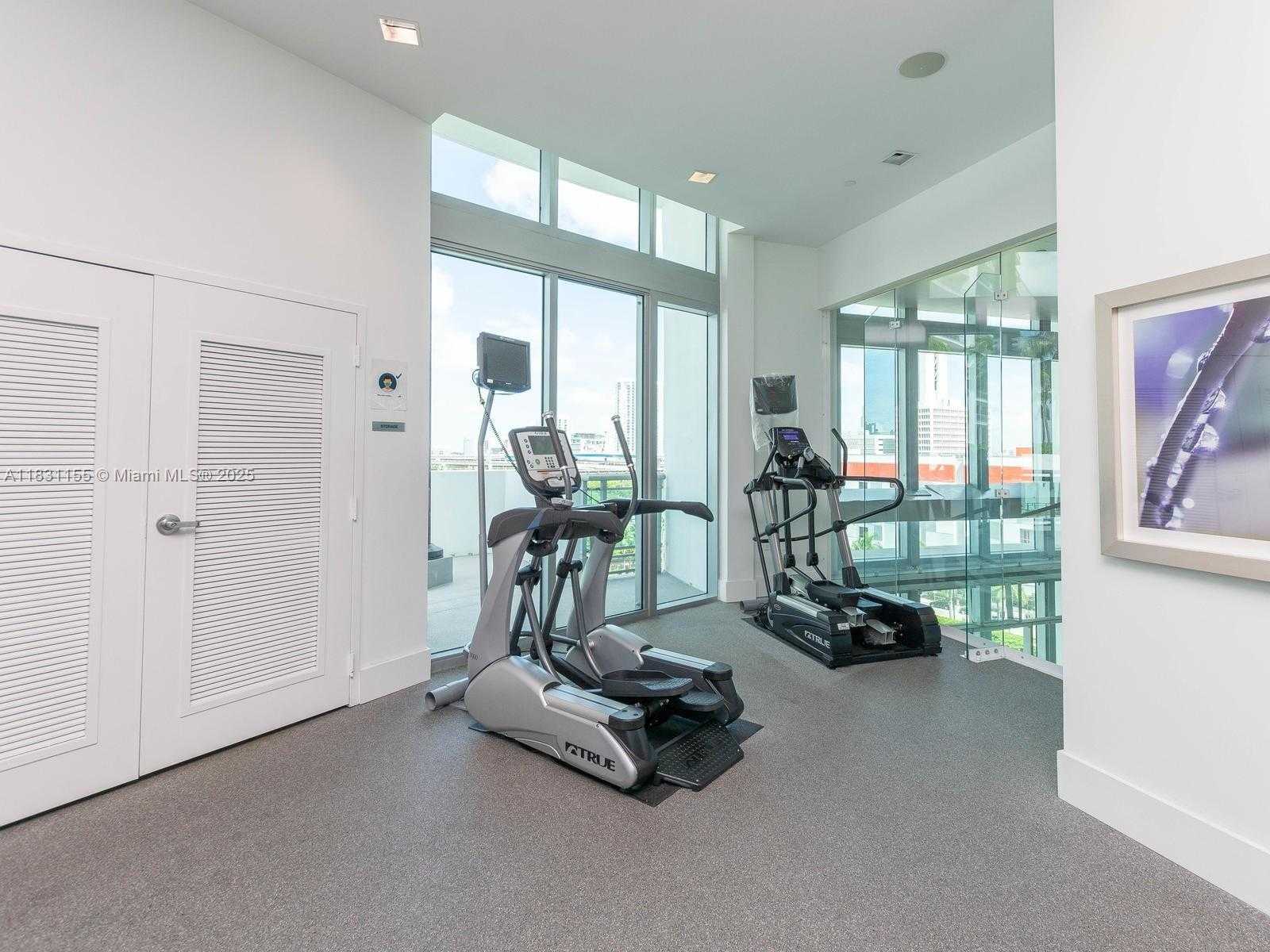 Small Image of 350 SOUTH MIAMI AVE #3302, Miami Number 88