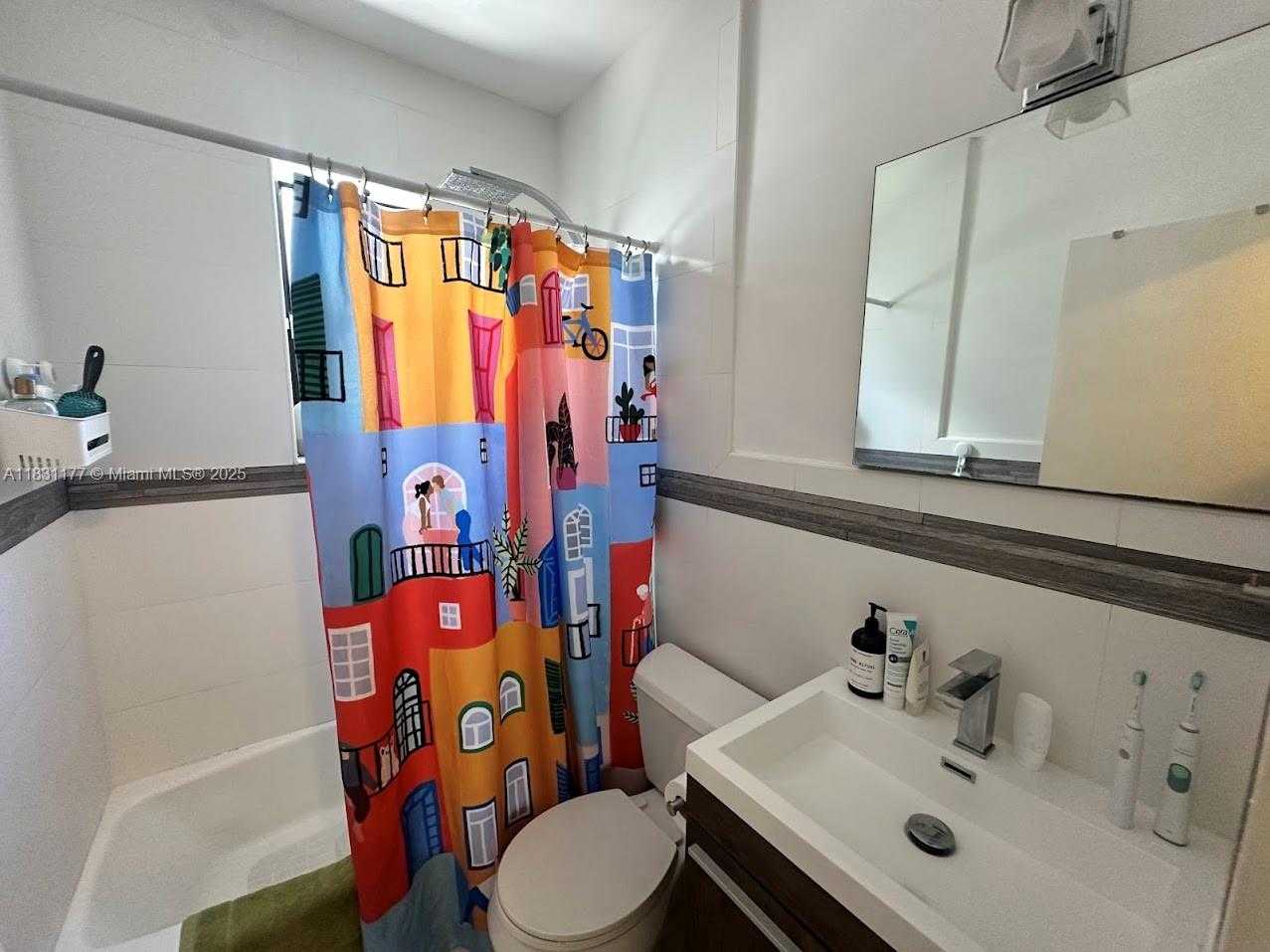 Imagen de Pequeño Objeto