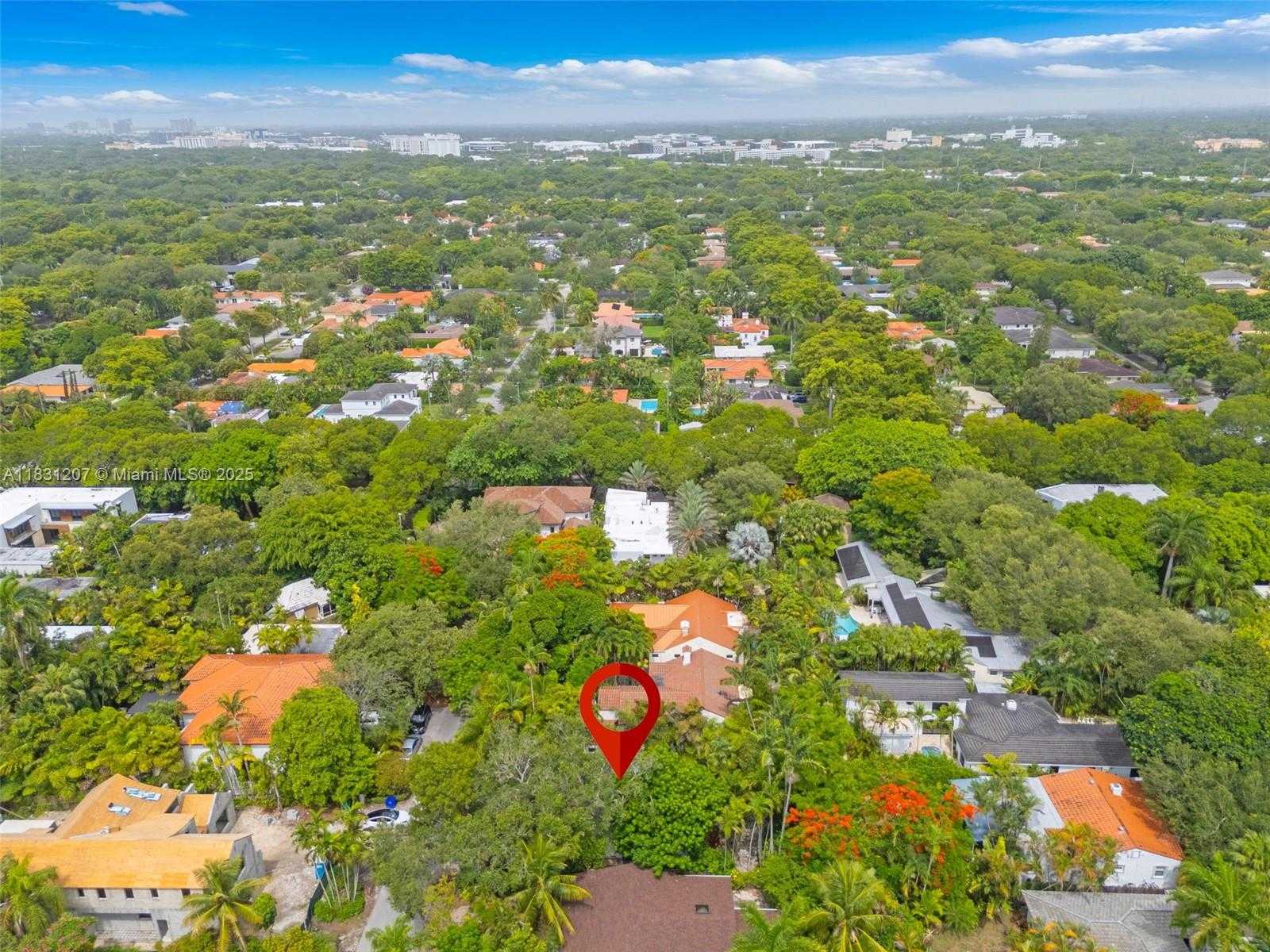 Small Image of 4151 EL PRADO BLVD, Miami Number 24