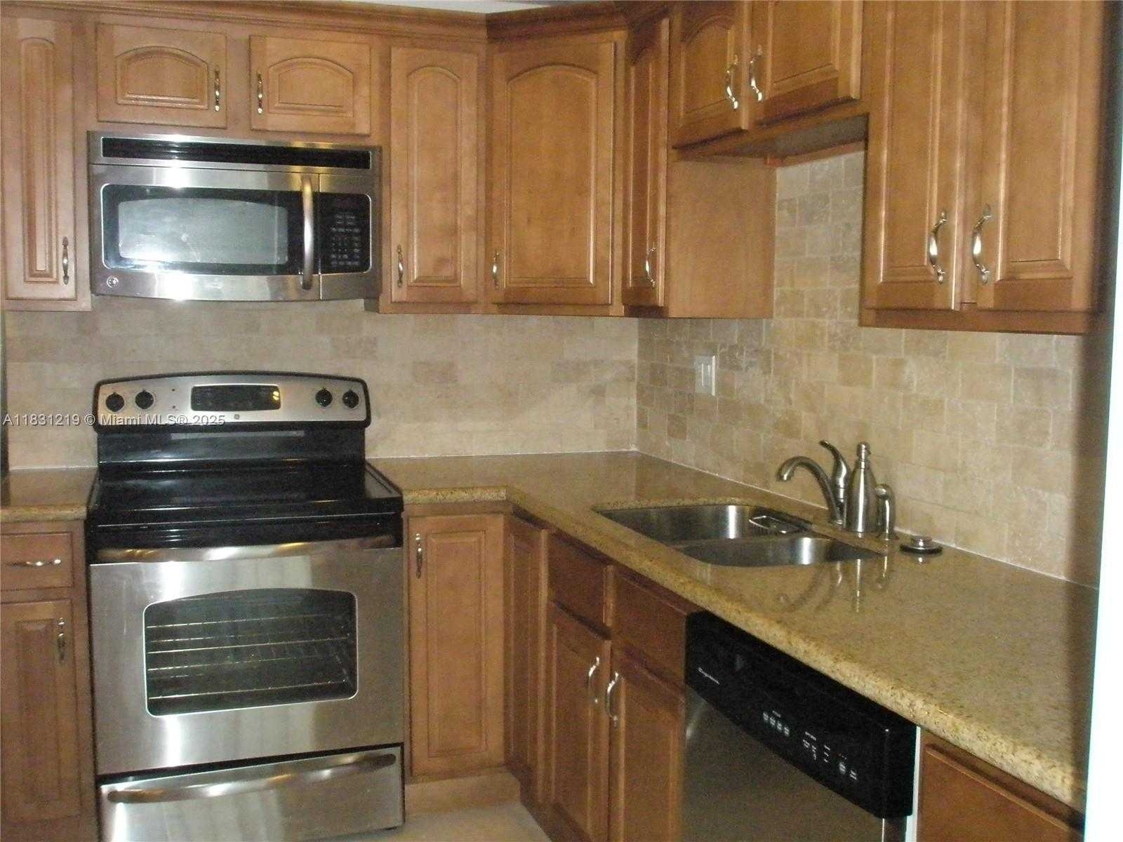 Small Image of 10794 NORTH KENDALL DR #B24, Miami Number 11