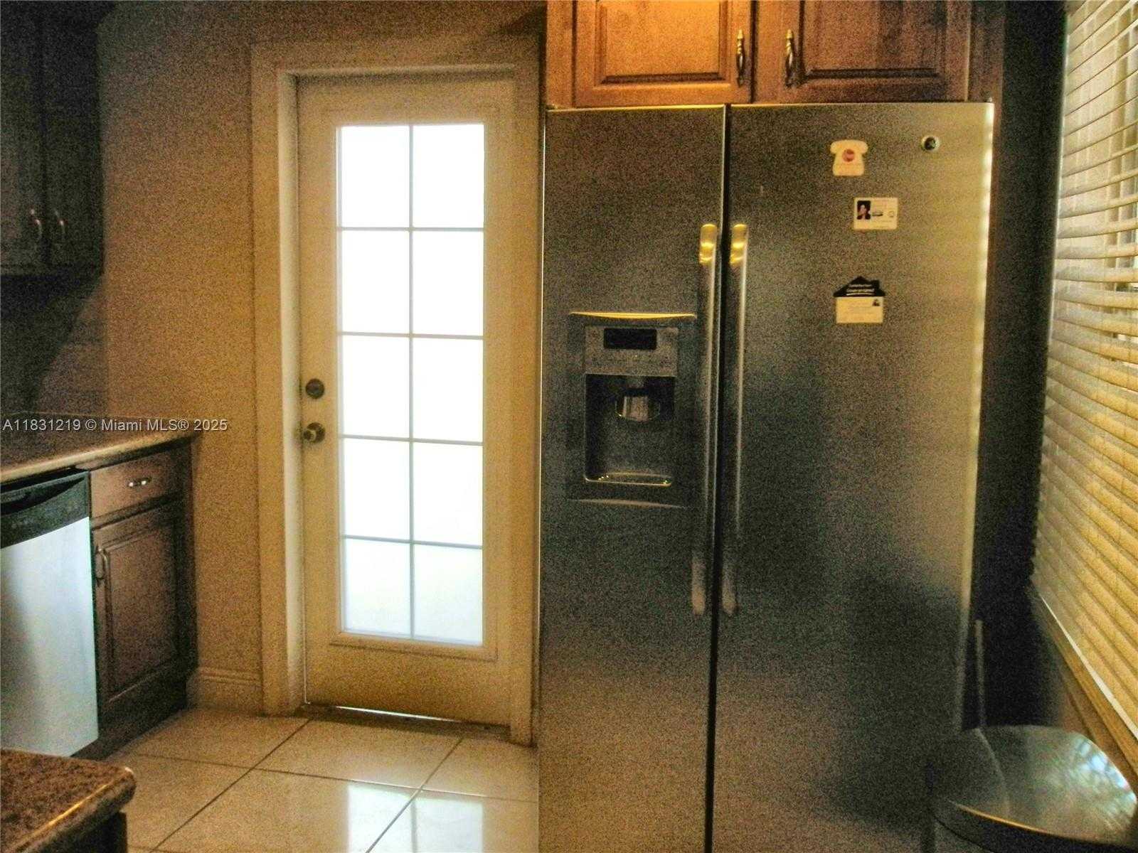 Small Image of 10794 NORTH KENDALL DR #B24, Miami Number 13