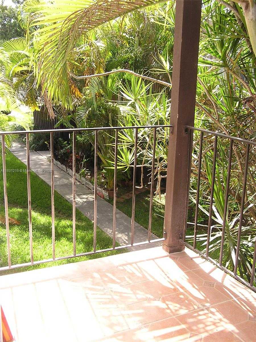 Small Image of 10794 NORTH KENDALL DR #B24, Miami Number 17
