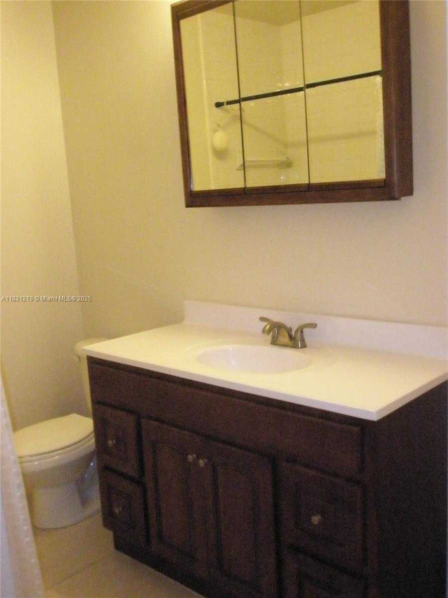 Small Image of 10794 NORTH KENDALL DR #B24, Miami Number 6