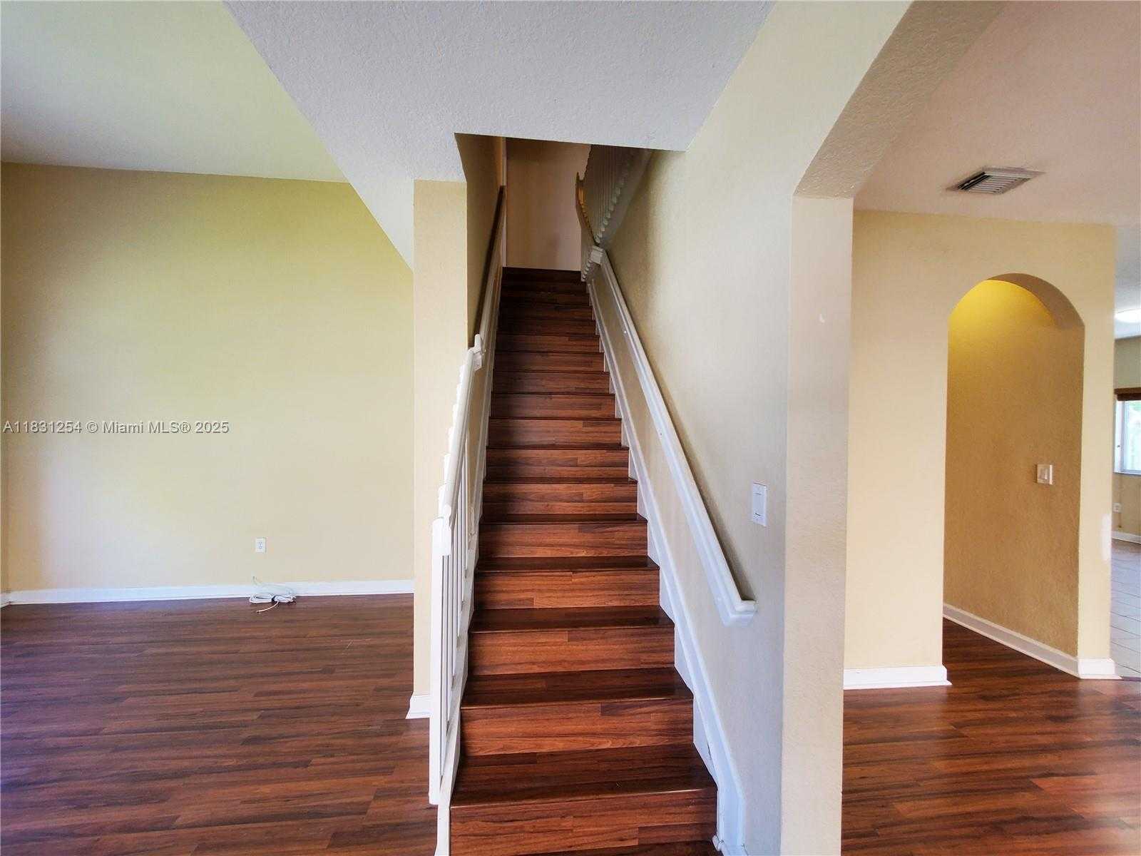 Small Image of 9409 SOUTH WEST 225TH ST, Cutler Bay Number 13