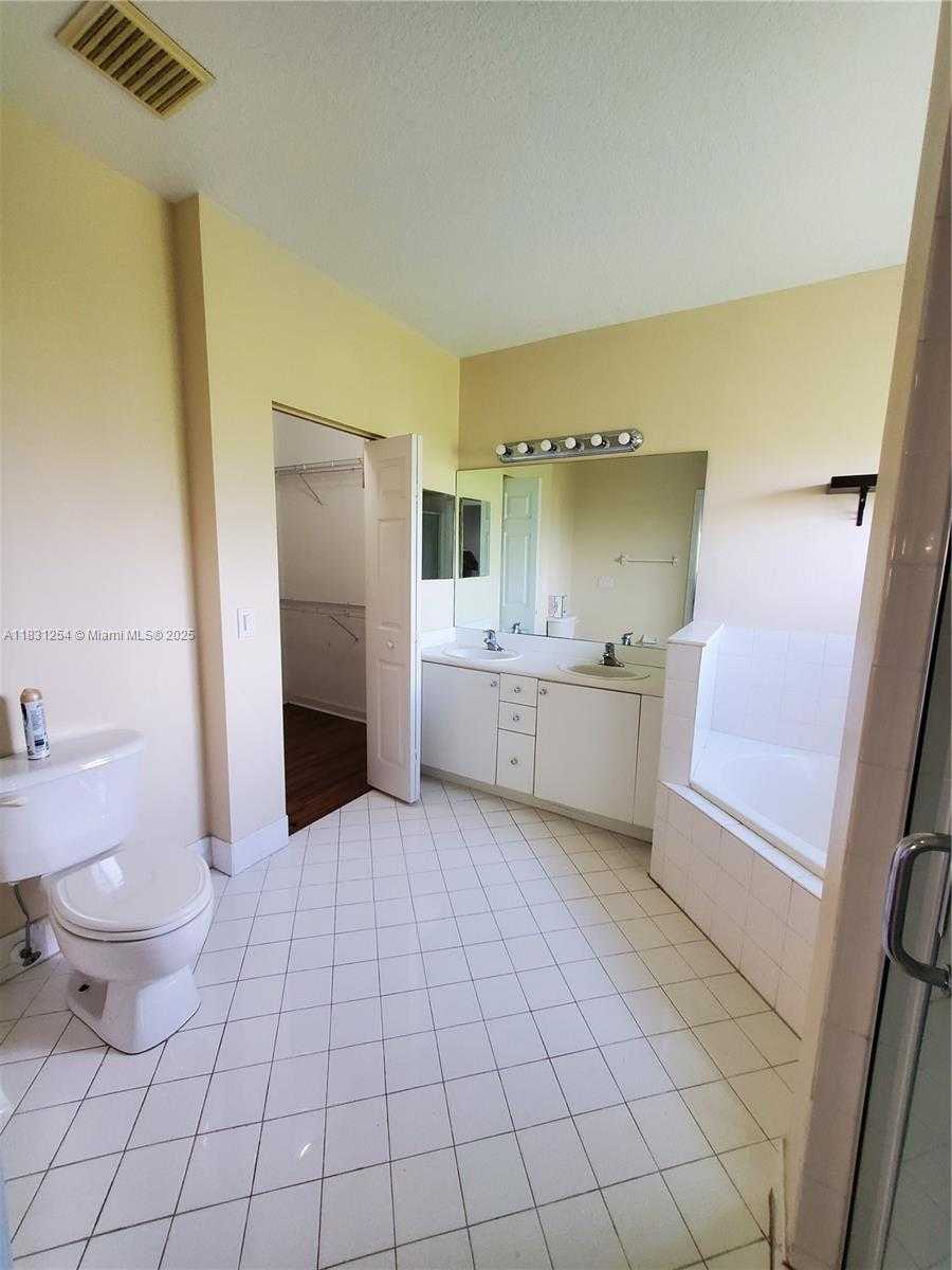 Small Image of 9409 SOUTH WEST 225TH ST, Cutler Bay Number 23