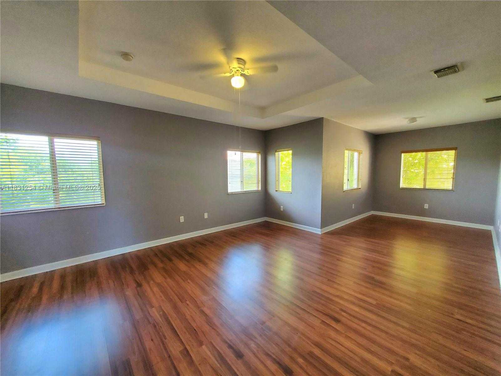 Small Image of 9409 SOUTH WEST 225TH ST, Cutler Bay Number 26