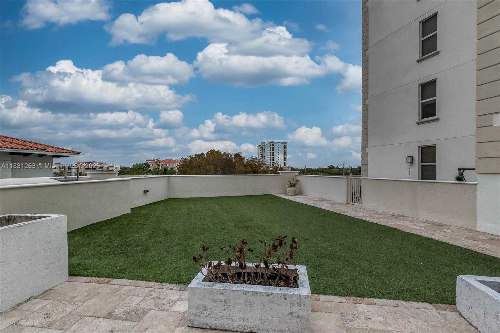 Small Image of 2030 SOUTH DOUGLAS RD #718, Coral Gables Number 26