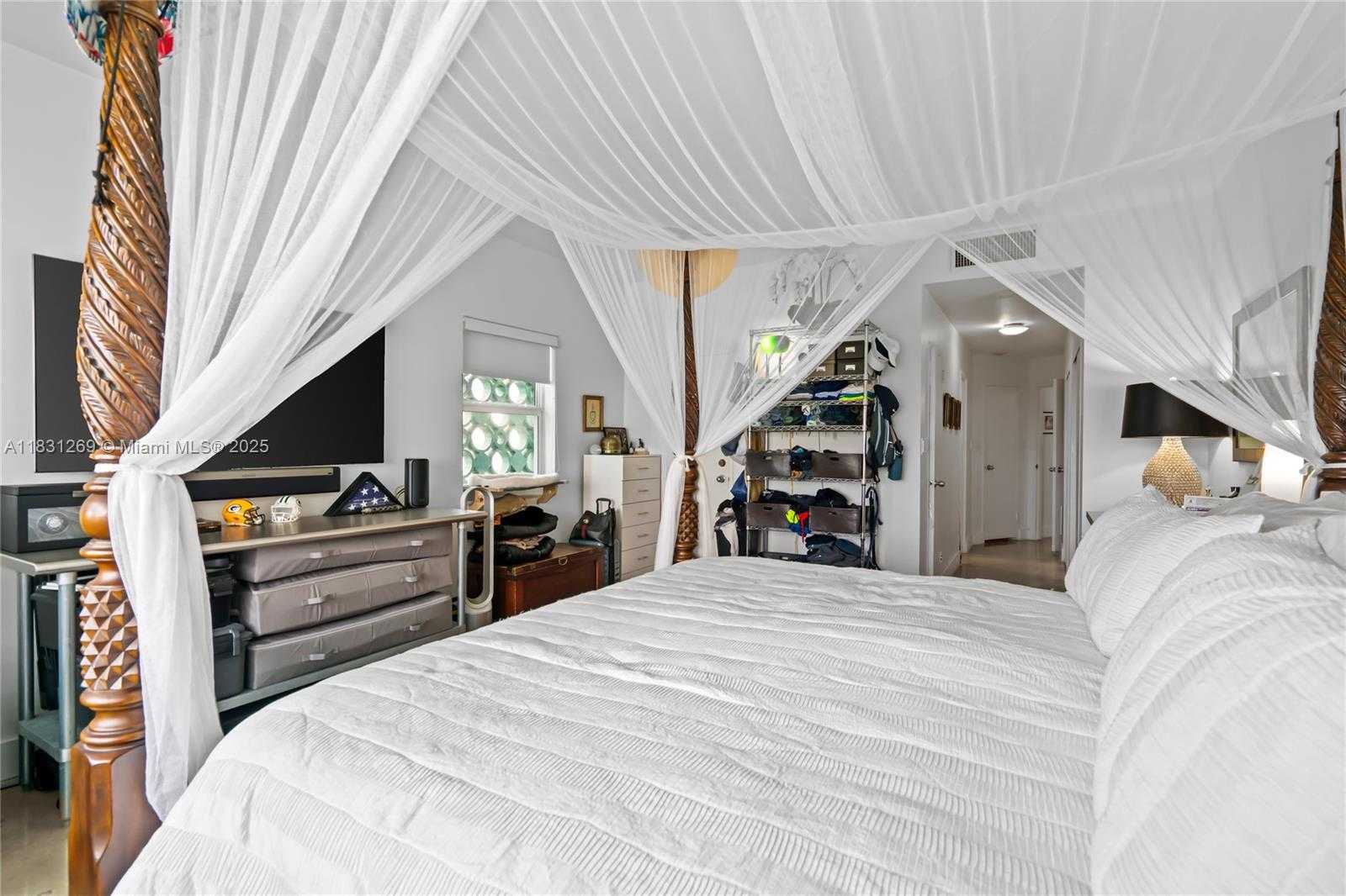 Small Image of 4925 COLLINS AVE #8F, Miami Beach Number 26