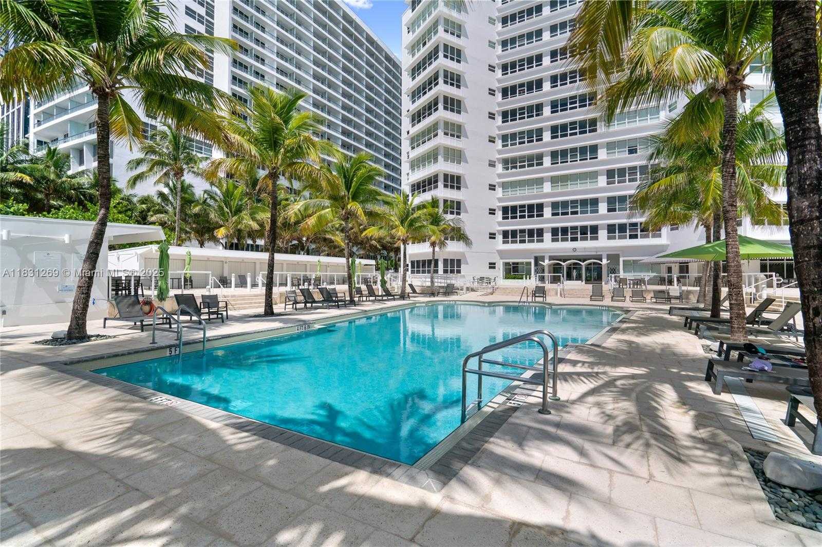 Small Image of 4925 COLLINS AVE #8F, Miami Beach Number 37