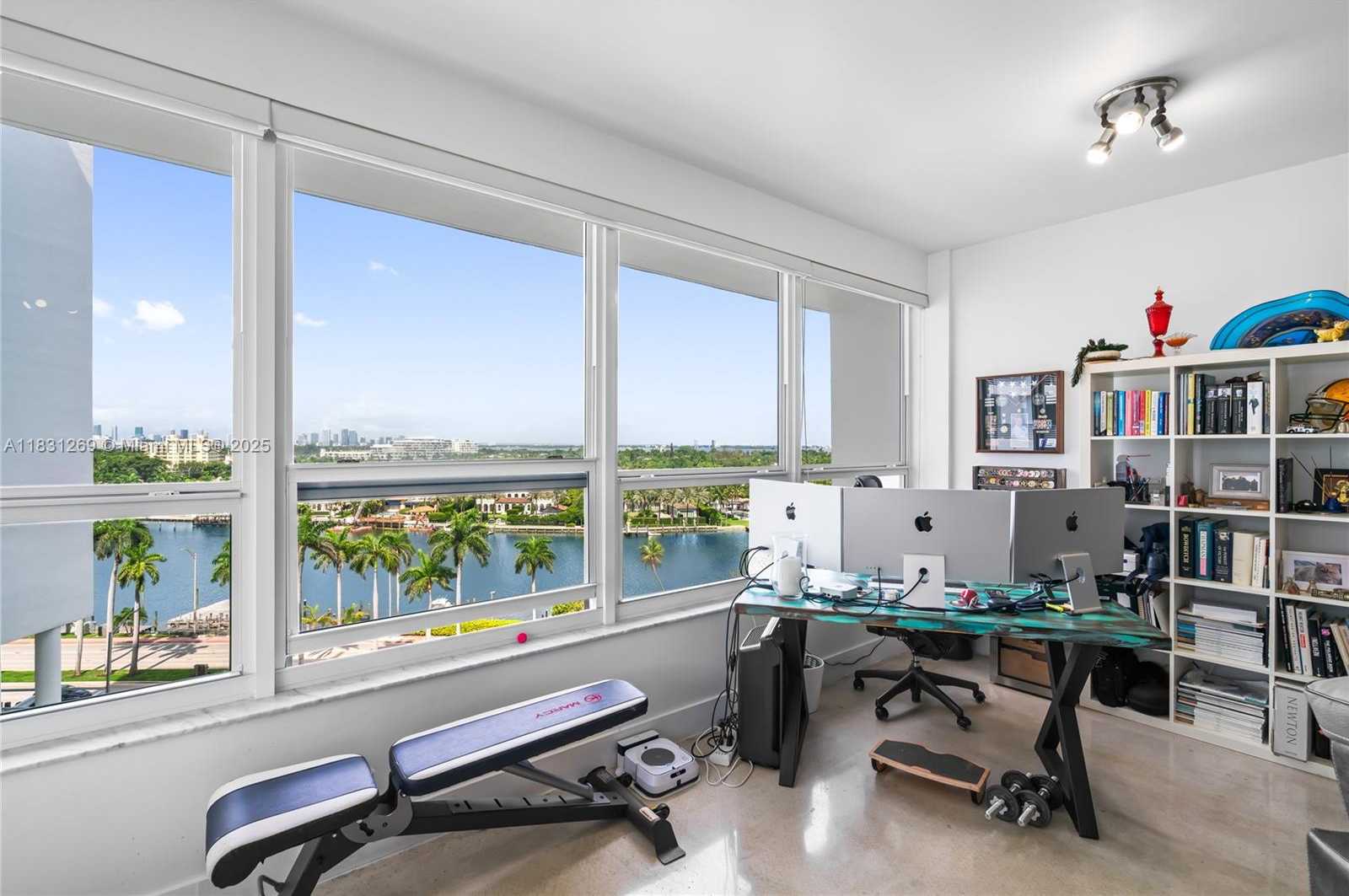 Small Image of 4925 COLLINS AVE #8F, Miami Beach Number 4