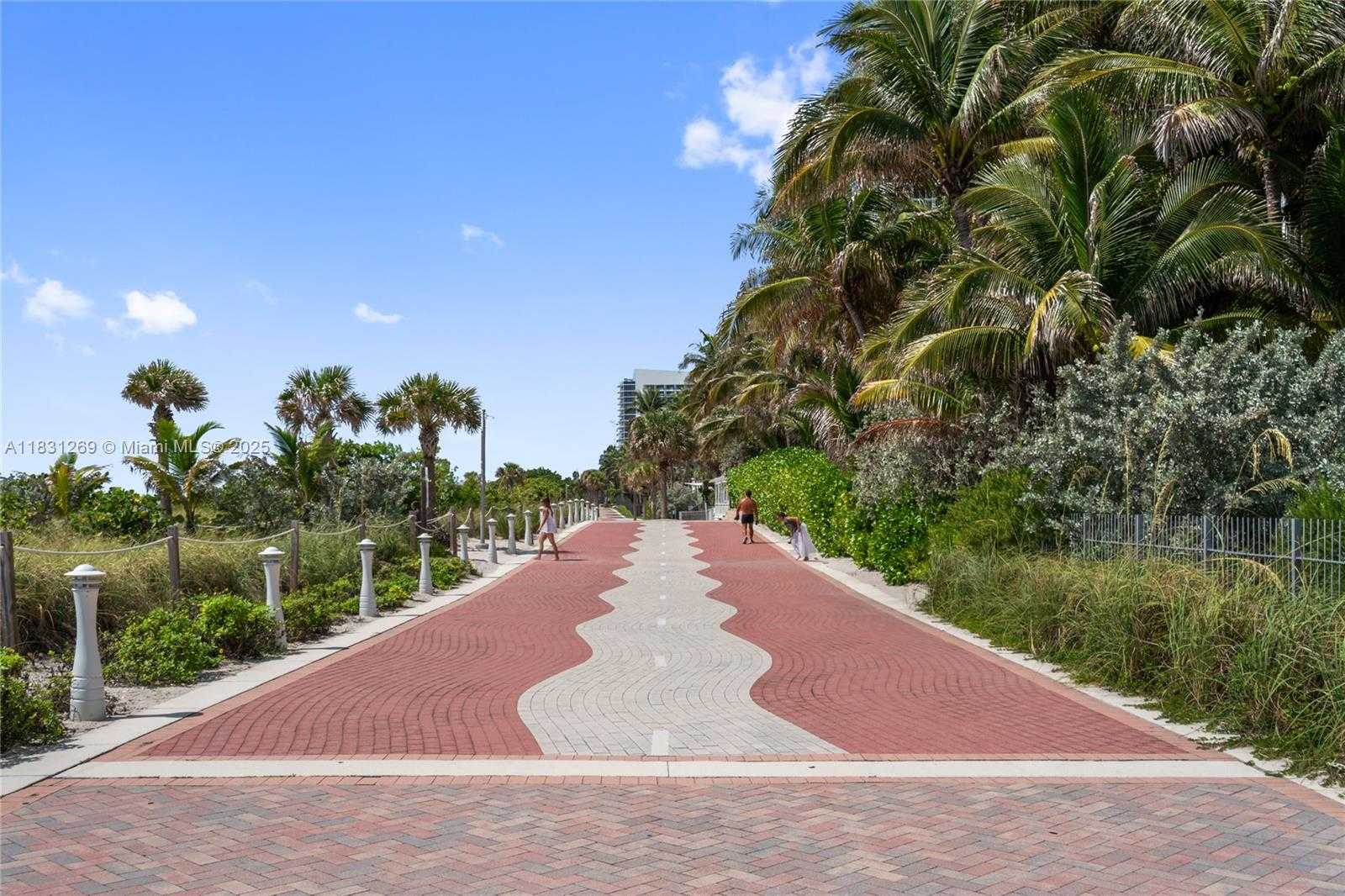 Small Image of 4925 COLLINS AVE #8F, Miami Beach Number 44