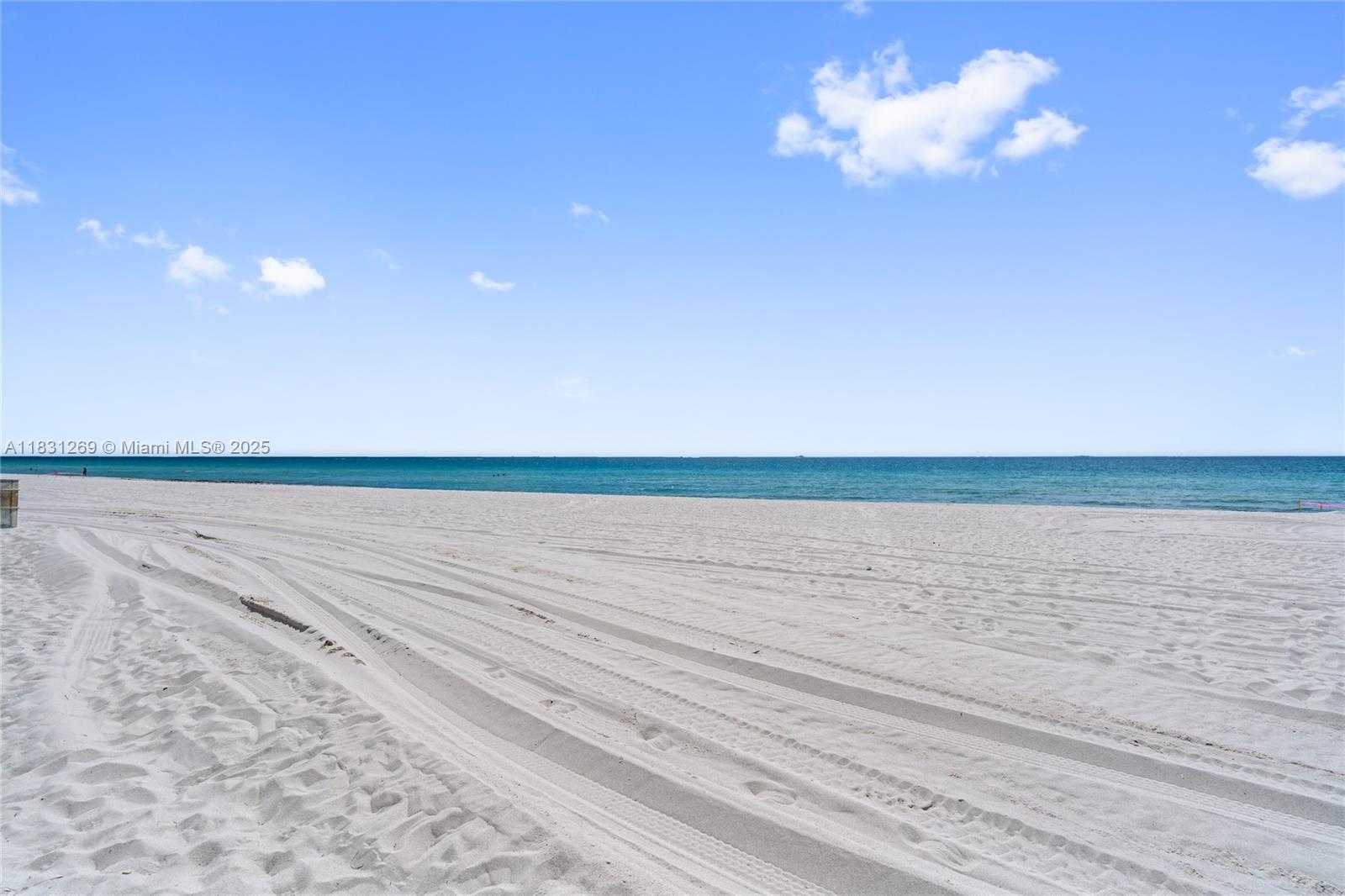 Small Image of 4925 COLLINS AVE #8F, Miami Beach Number 47
