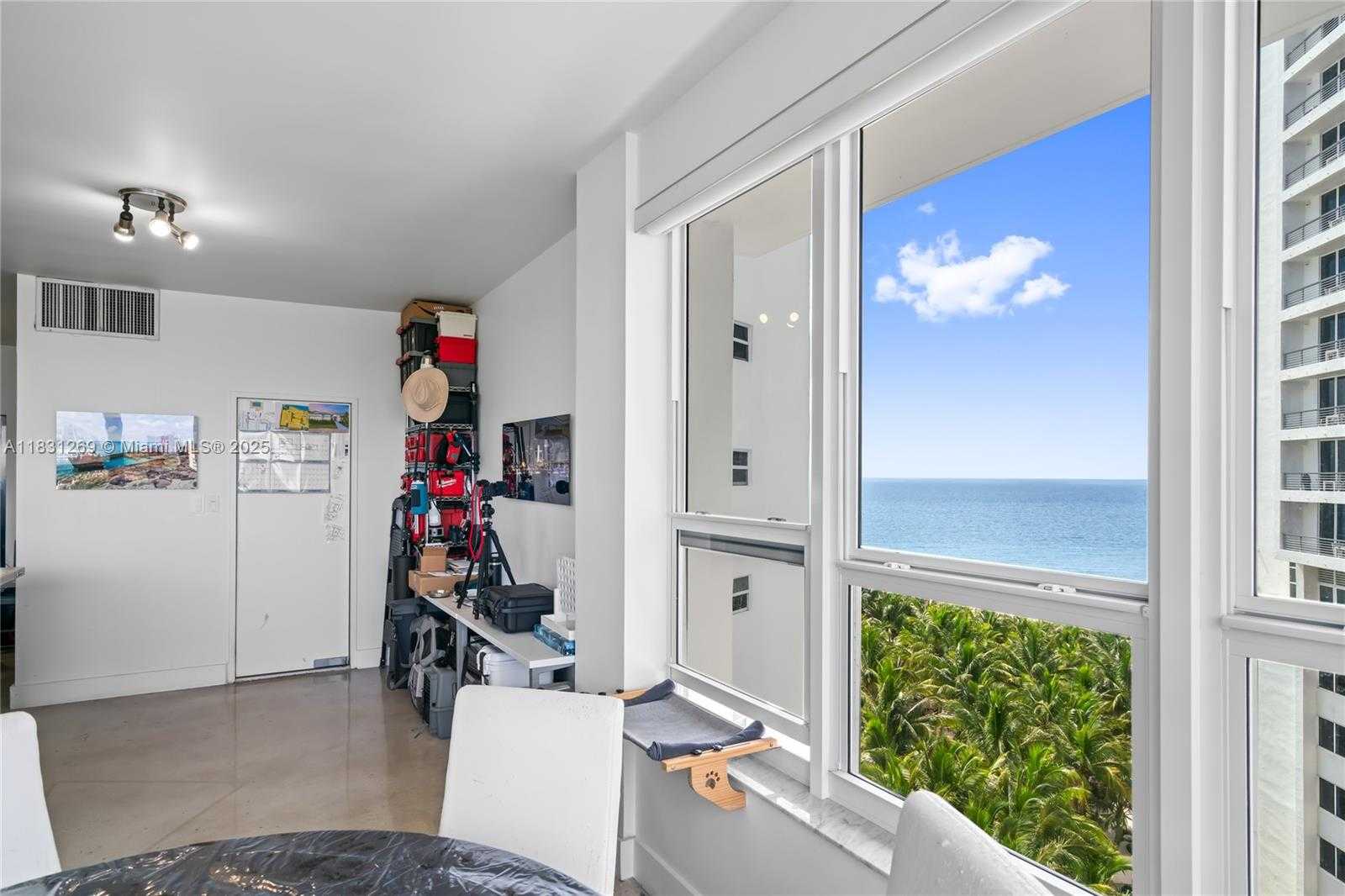 Small Image of 4925 COLLINS AVE #8F, Miami Beach Number 6