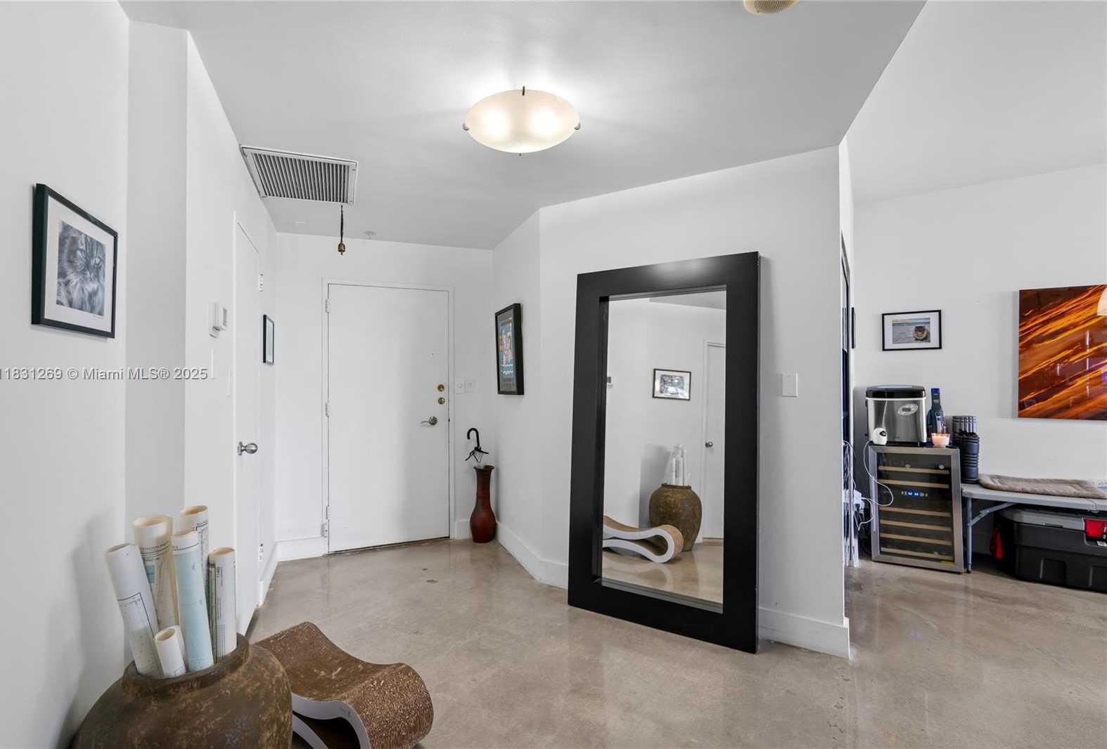 Small Image of 4925 COLLINS AVE #8F, Miami Beach Number 9